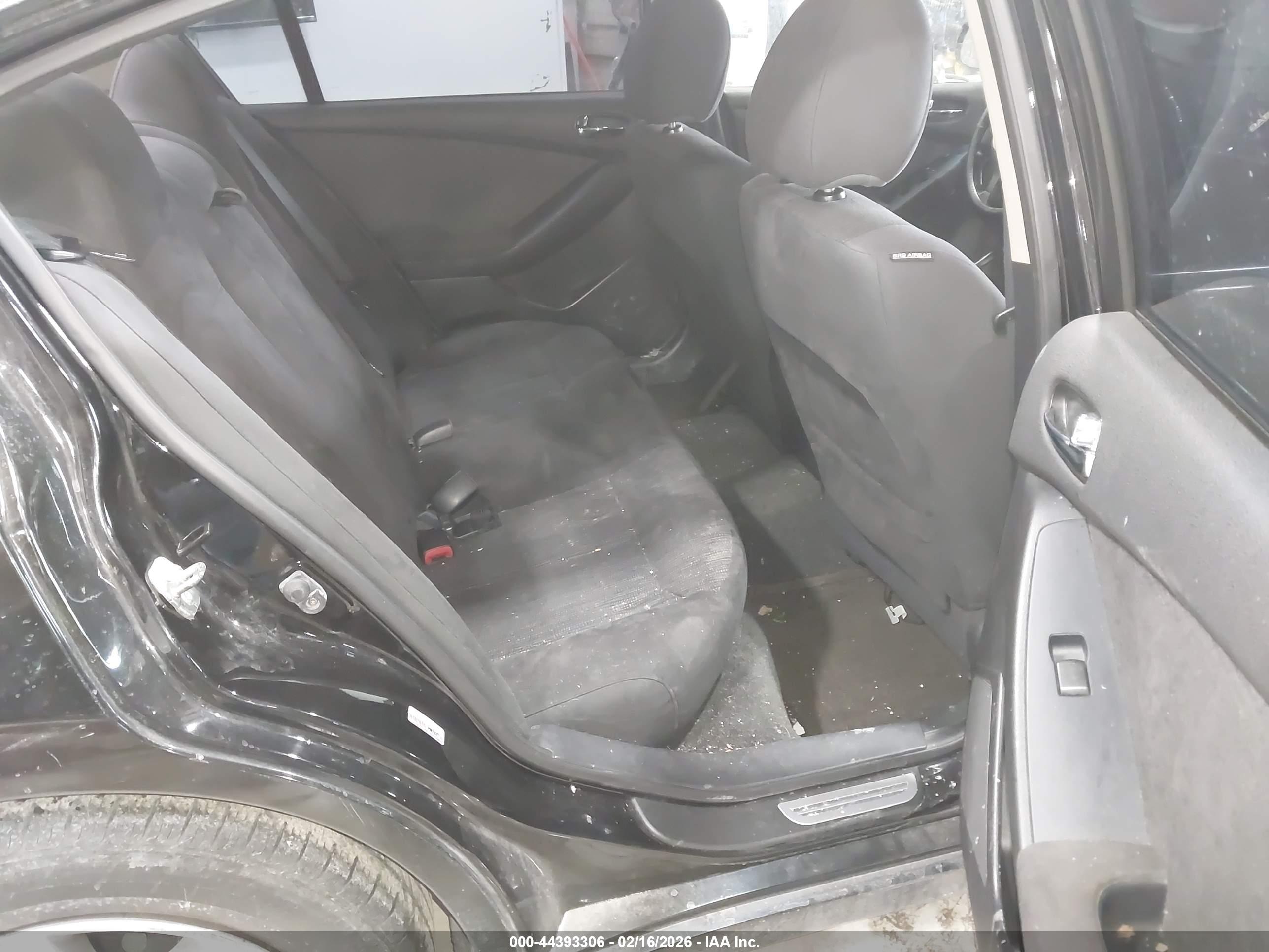 NISSAN ALTIMA image 8