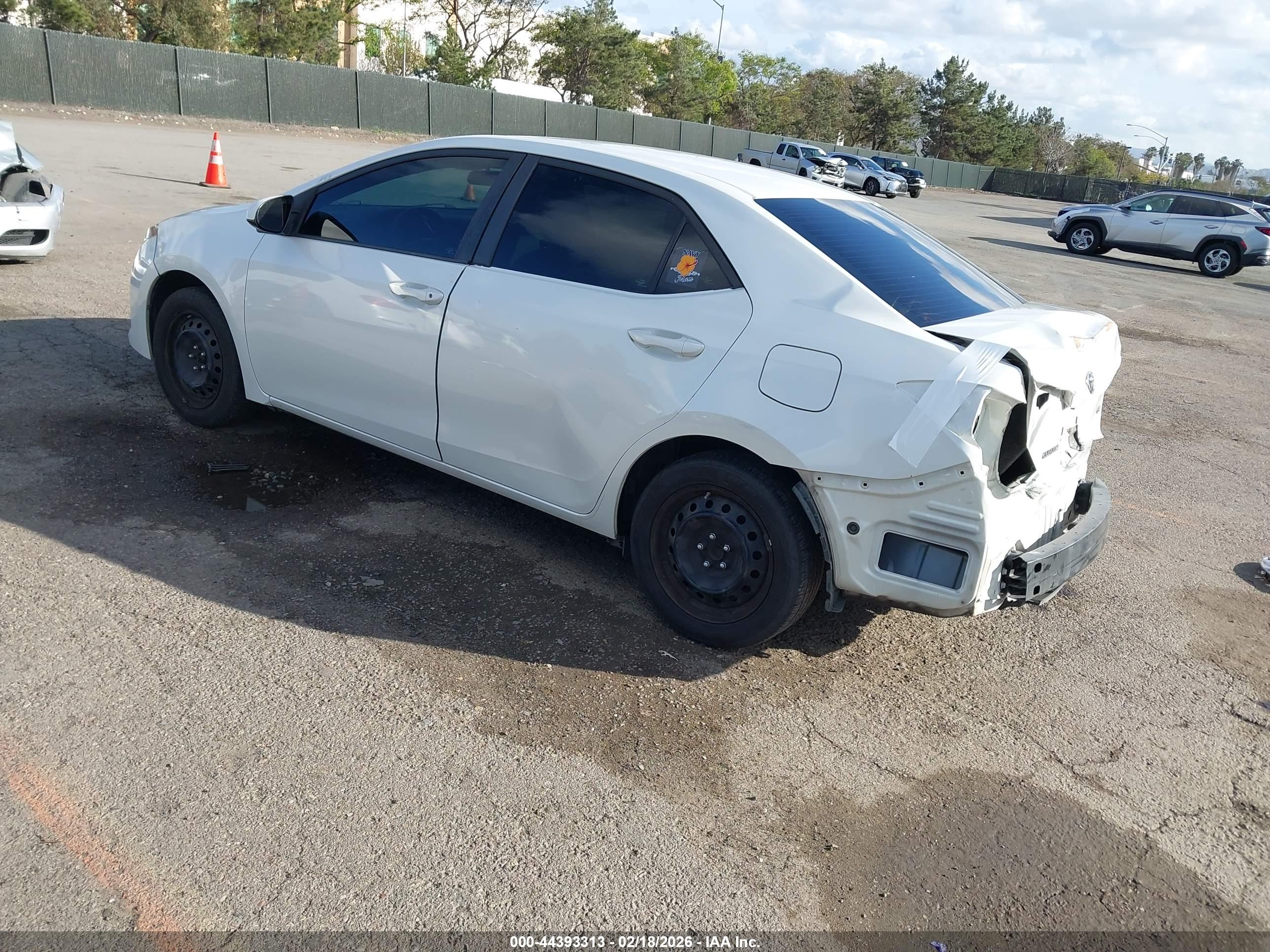 TOYOTA COROLLA image 3