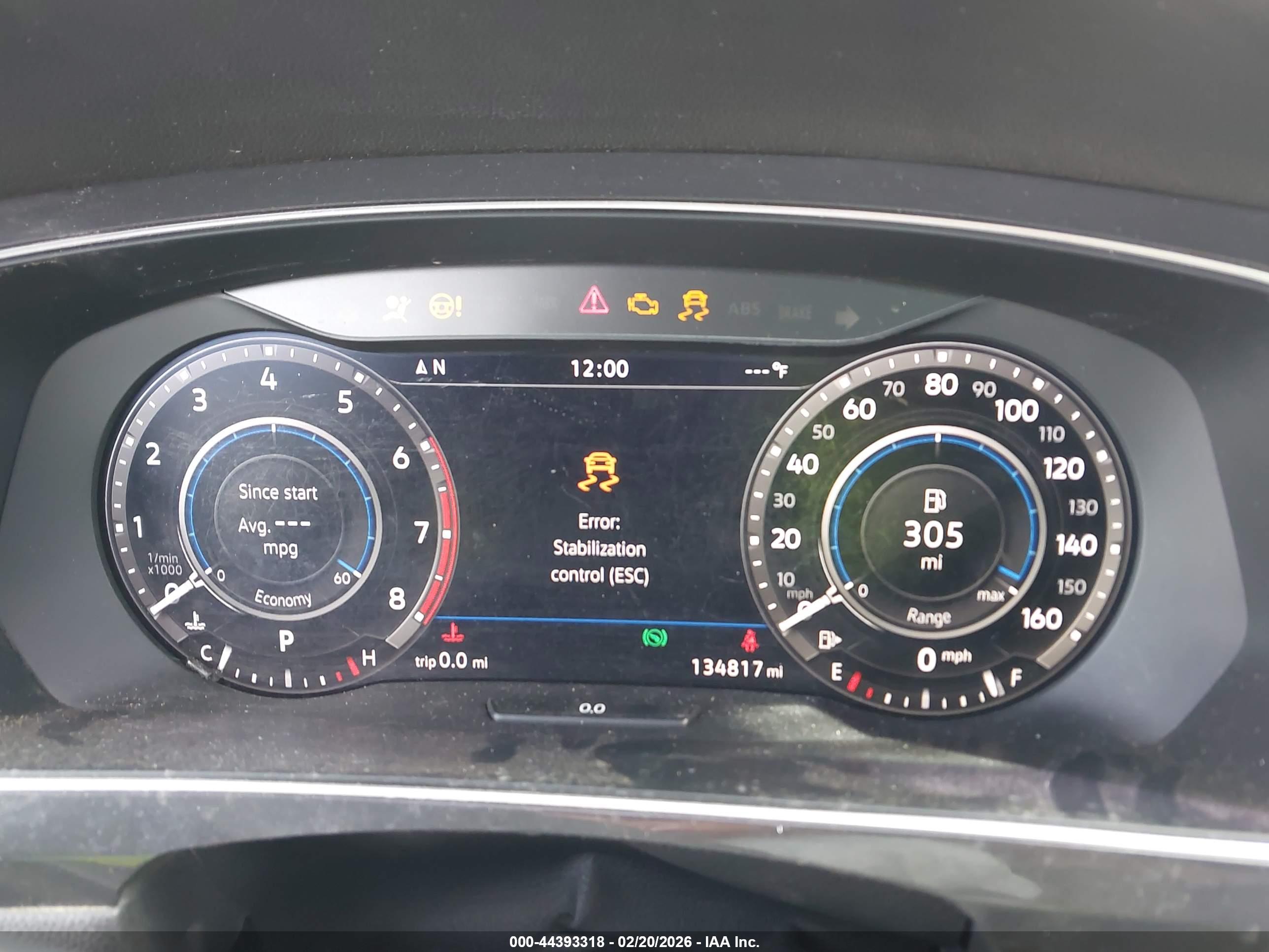 VOLKSWAGEN TIGUAN image 7