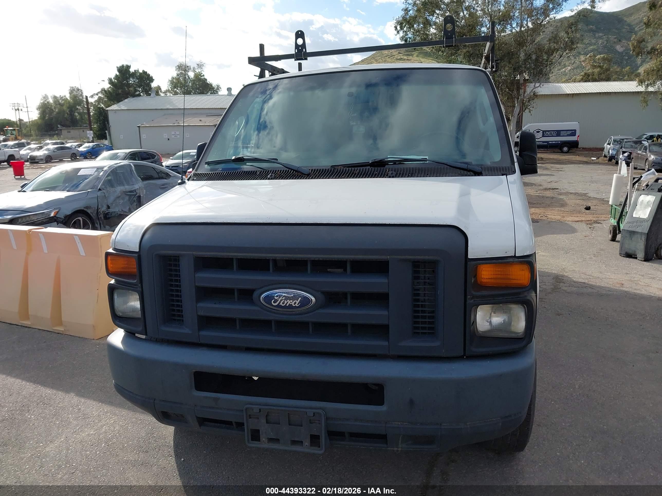 FORD E-250 image 6