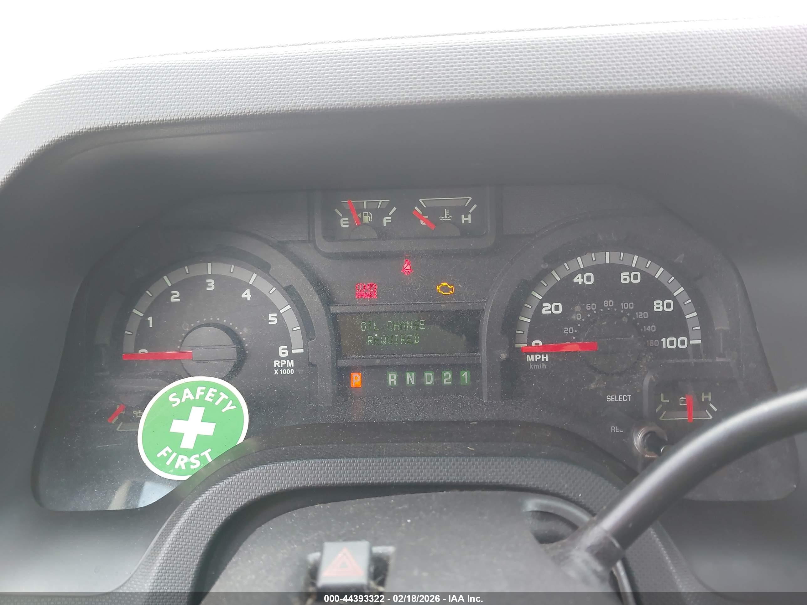 FORD E-250 image 7