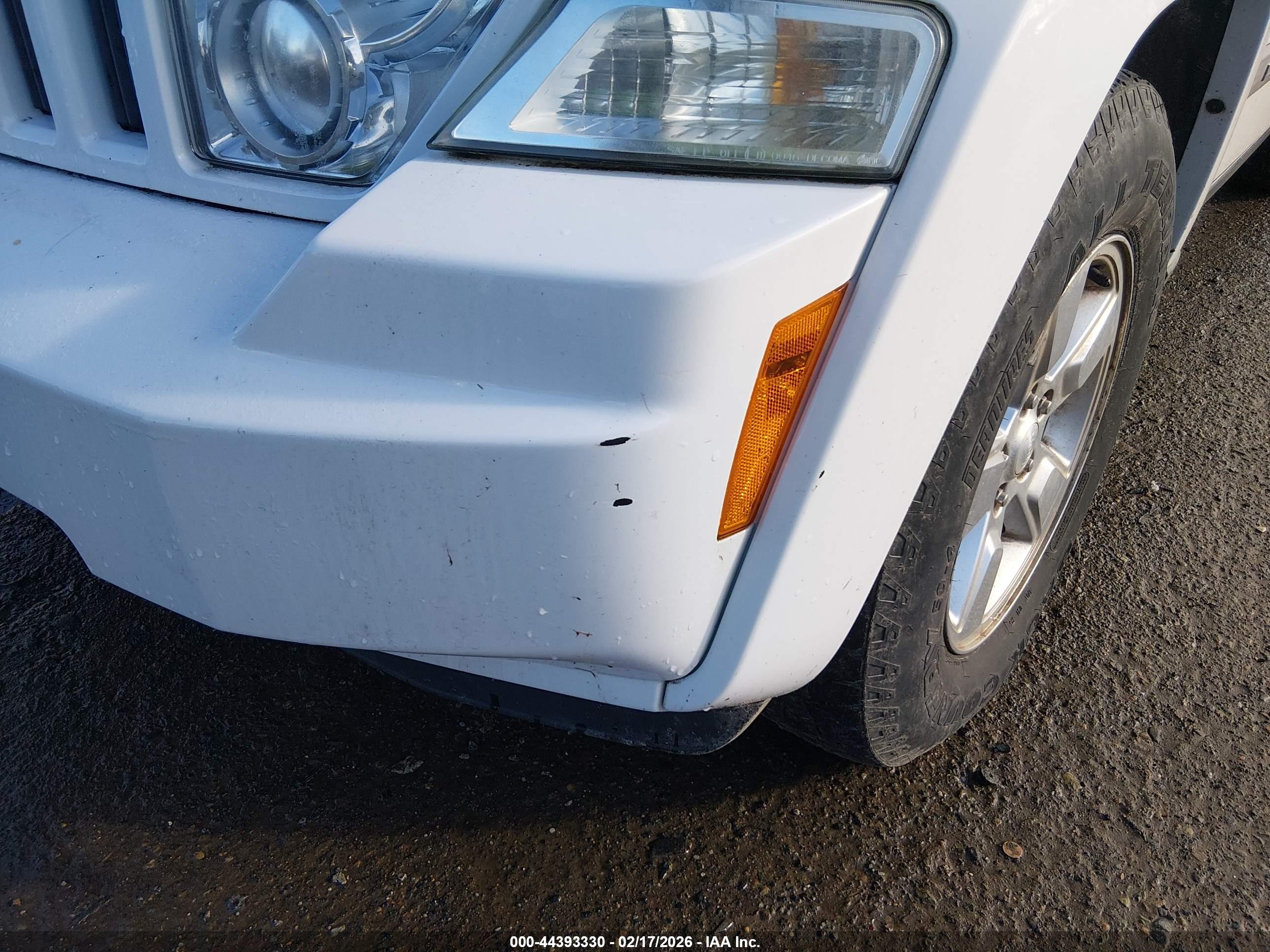 JEEP LIBERTY image 6
