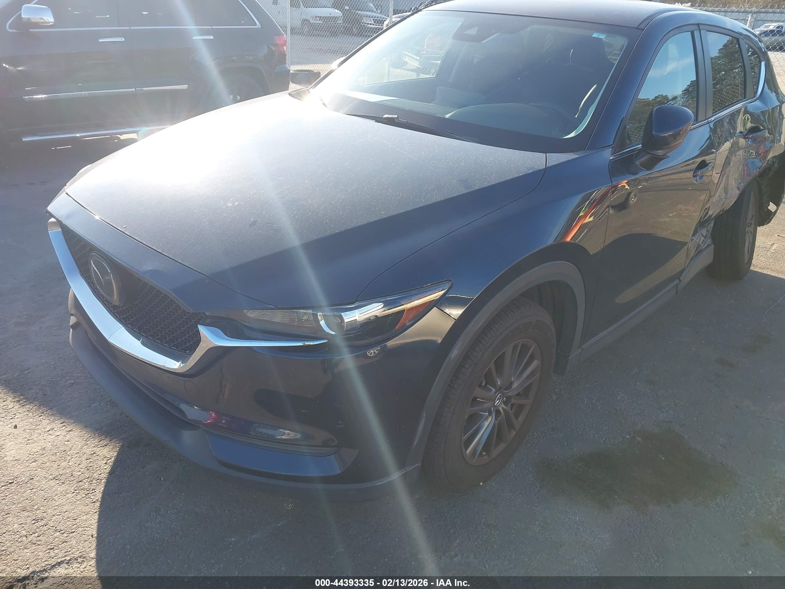 MAZDA CX-5 image 2