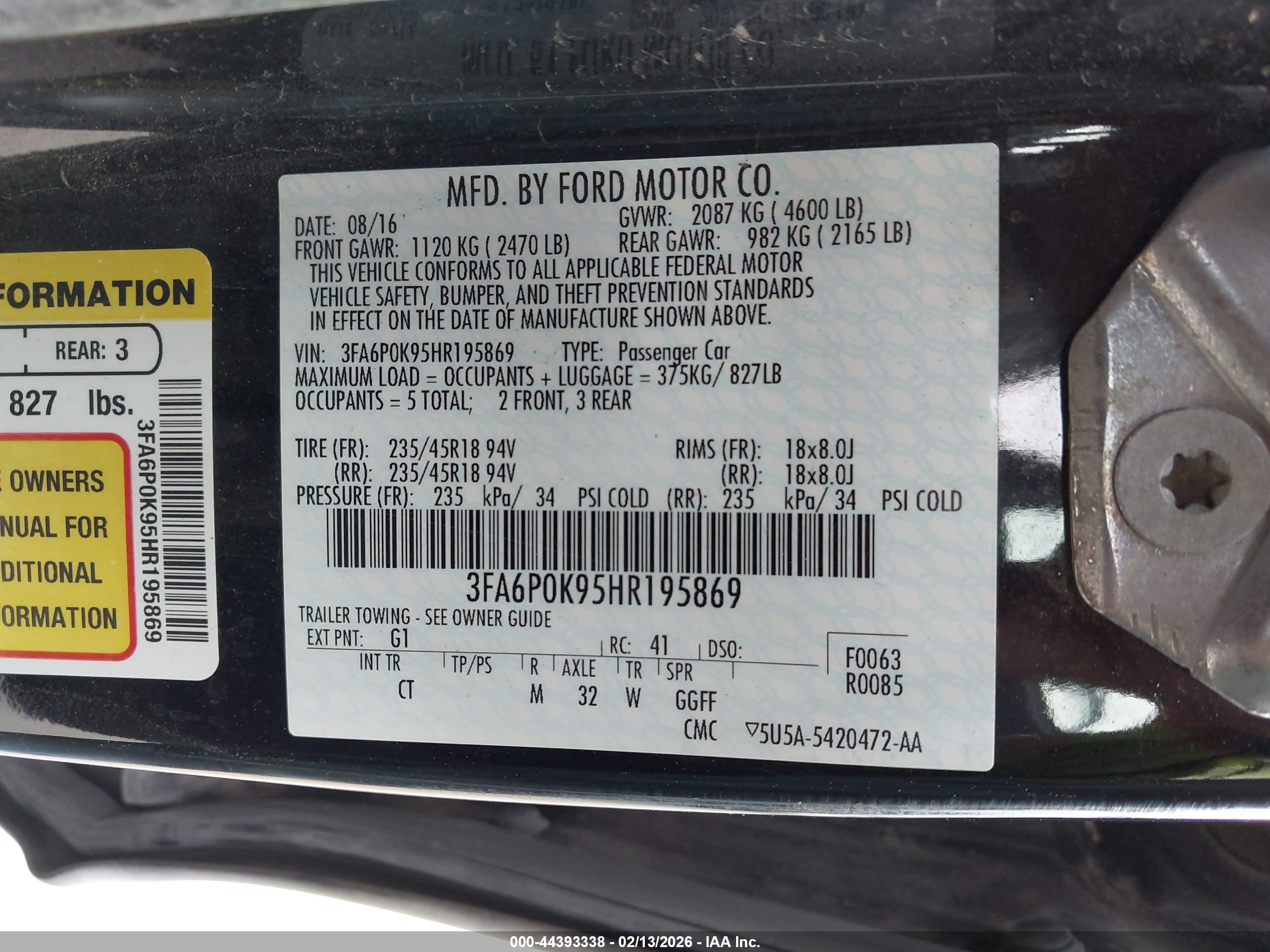 FORD FUSION image 9