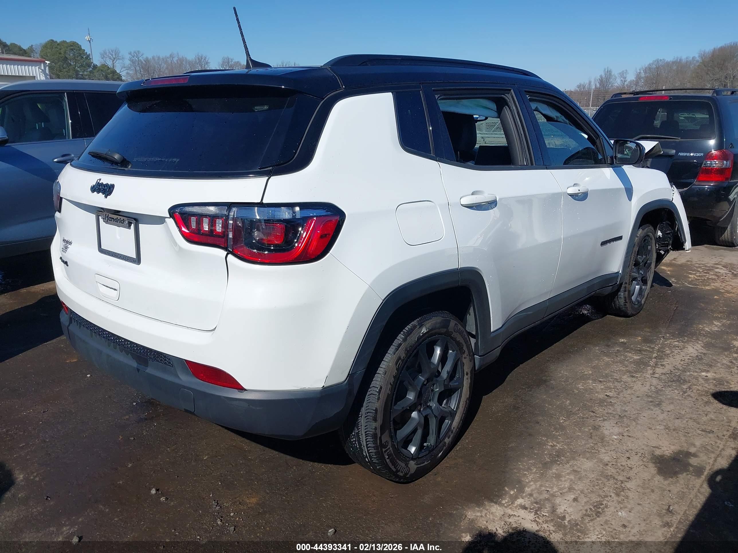 JEEP COMPASS image 4