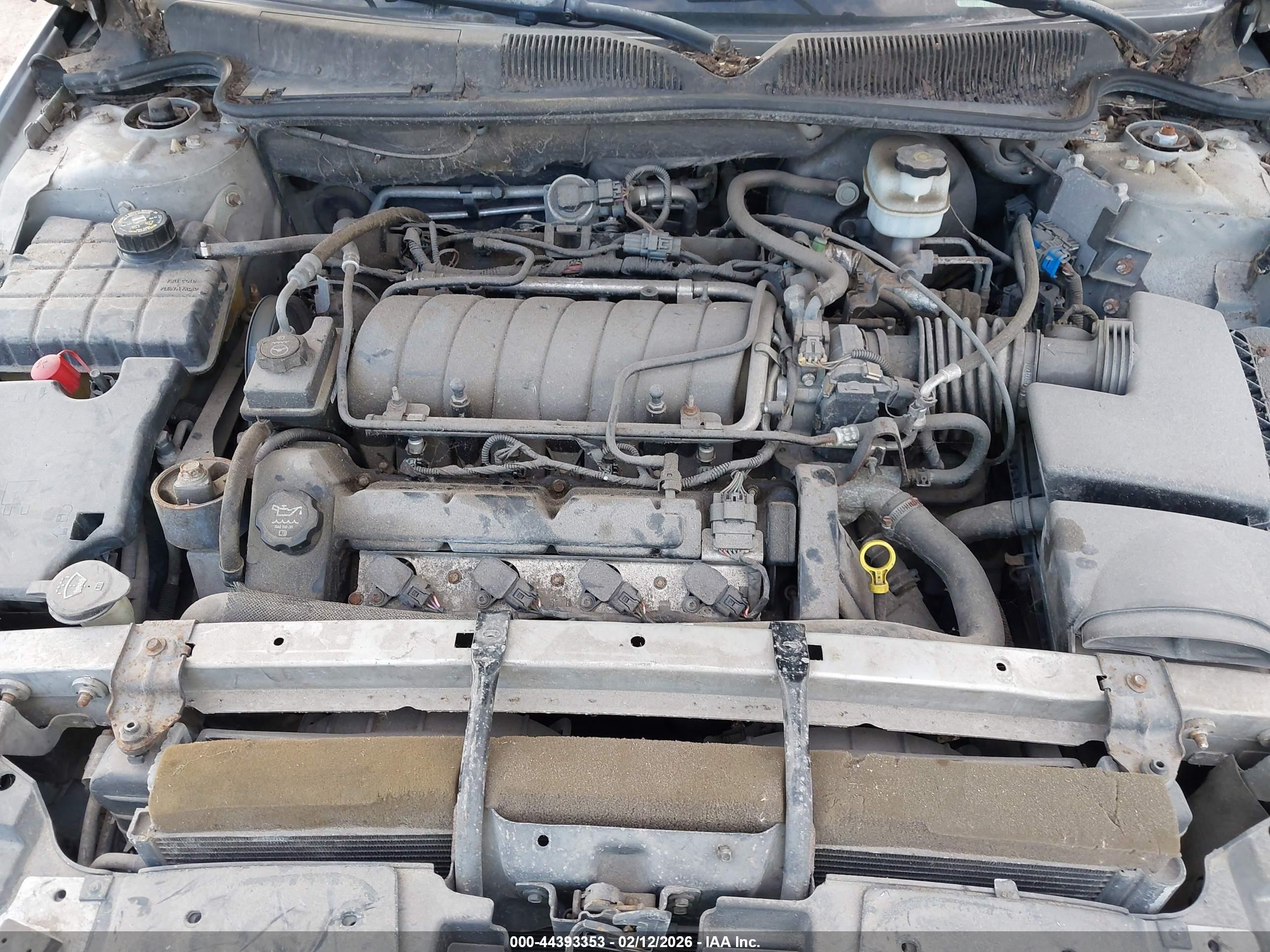 BUICK LUCERNE image 10