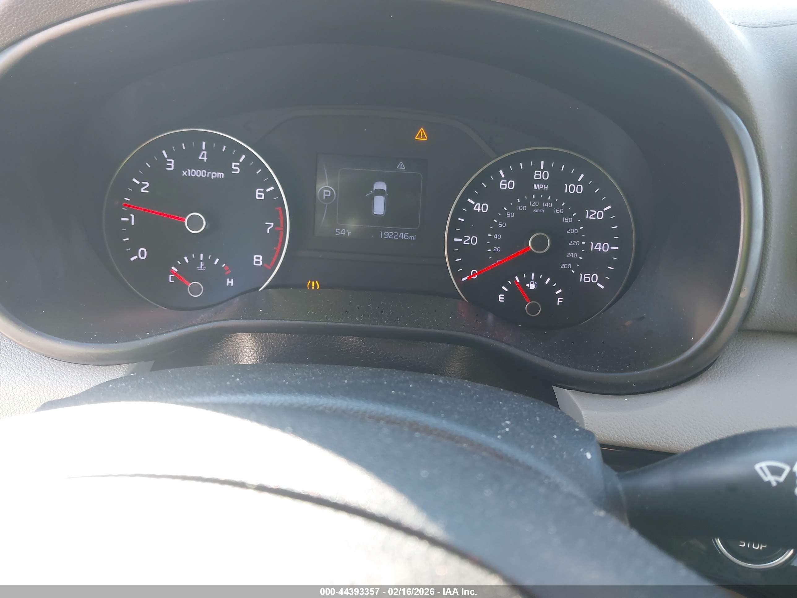 KIA SPORTAGE image 7