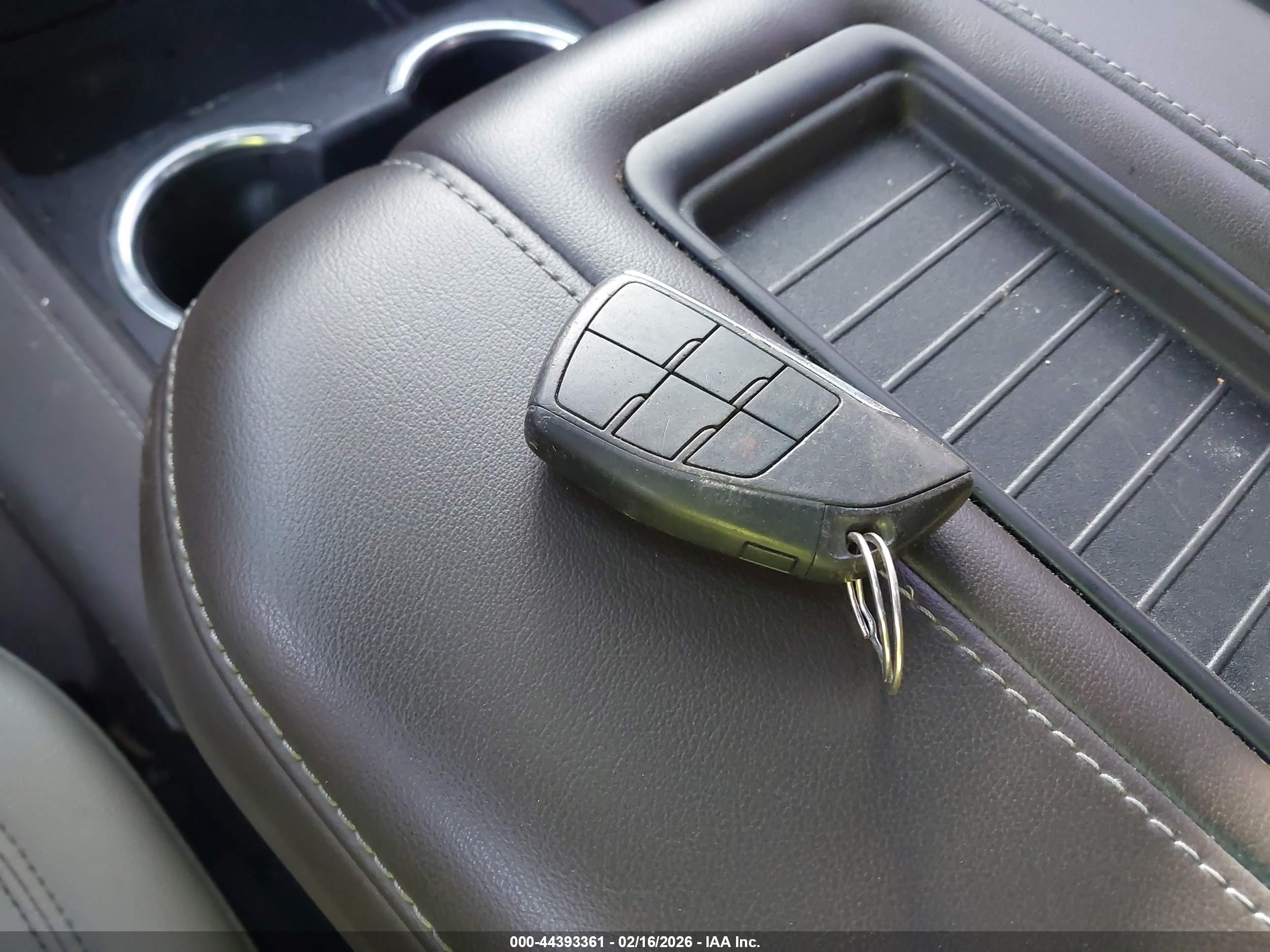CHEVROLET TAHOE image 11