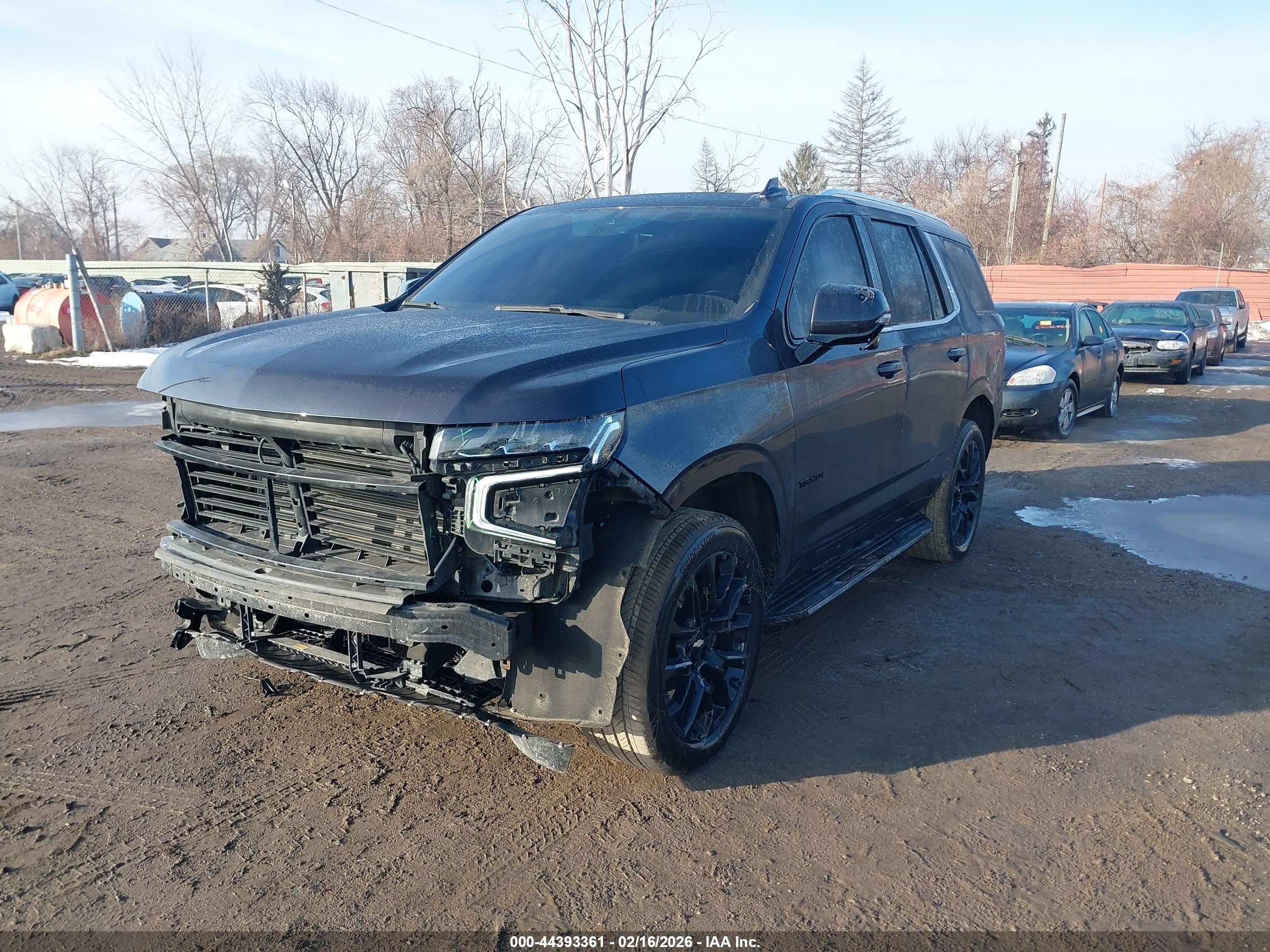 CHEVROLET TAHOE image 2