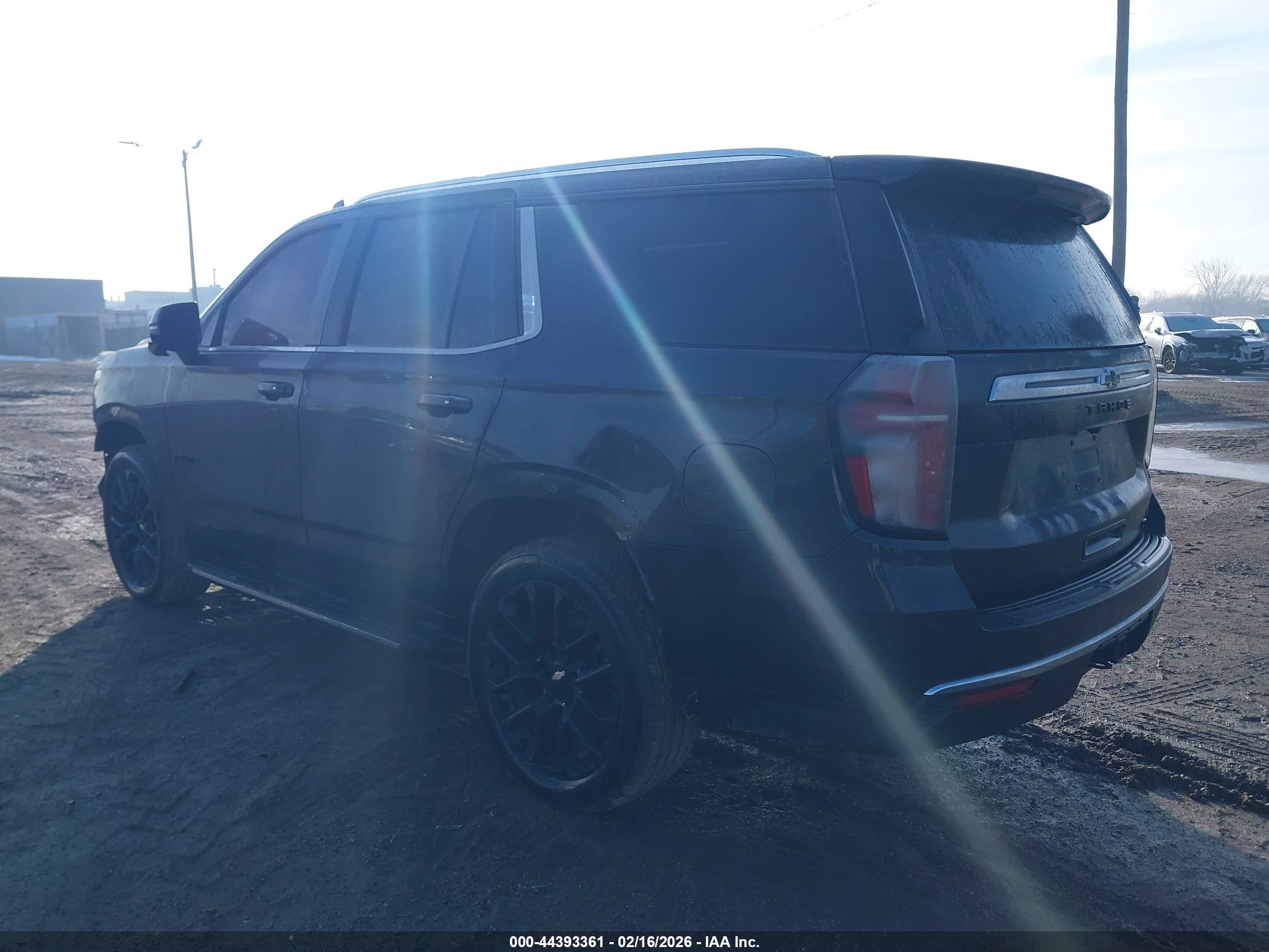 CHEVROLET TAHOE image 3