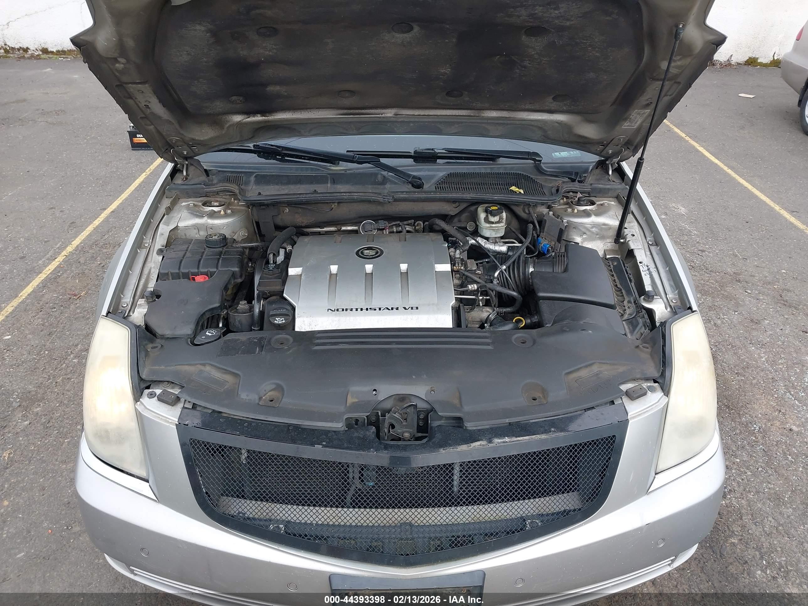 CADILLAC DTS image 10
