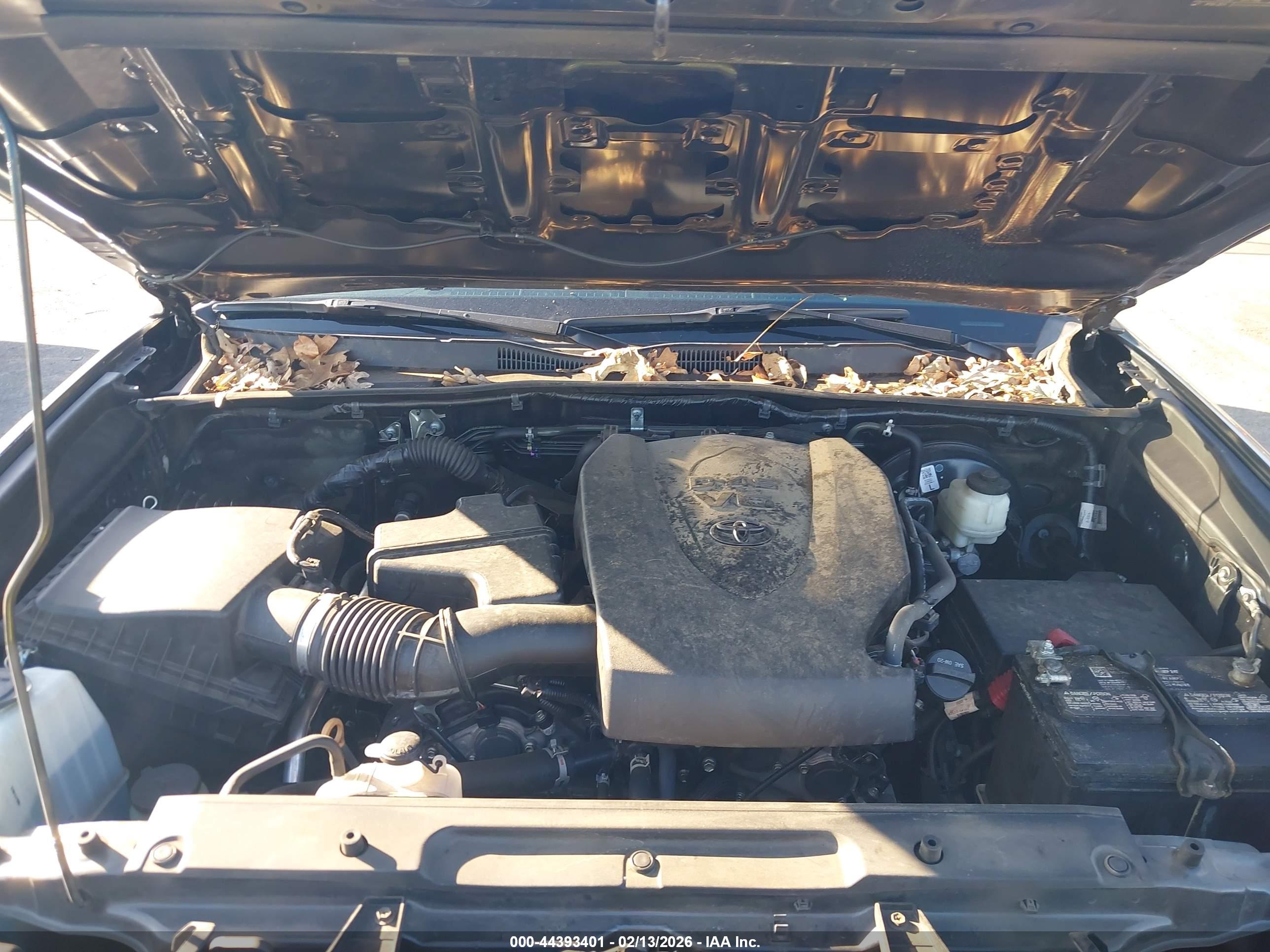 TOYOTA TACOMA image 10