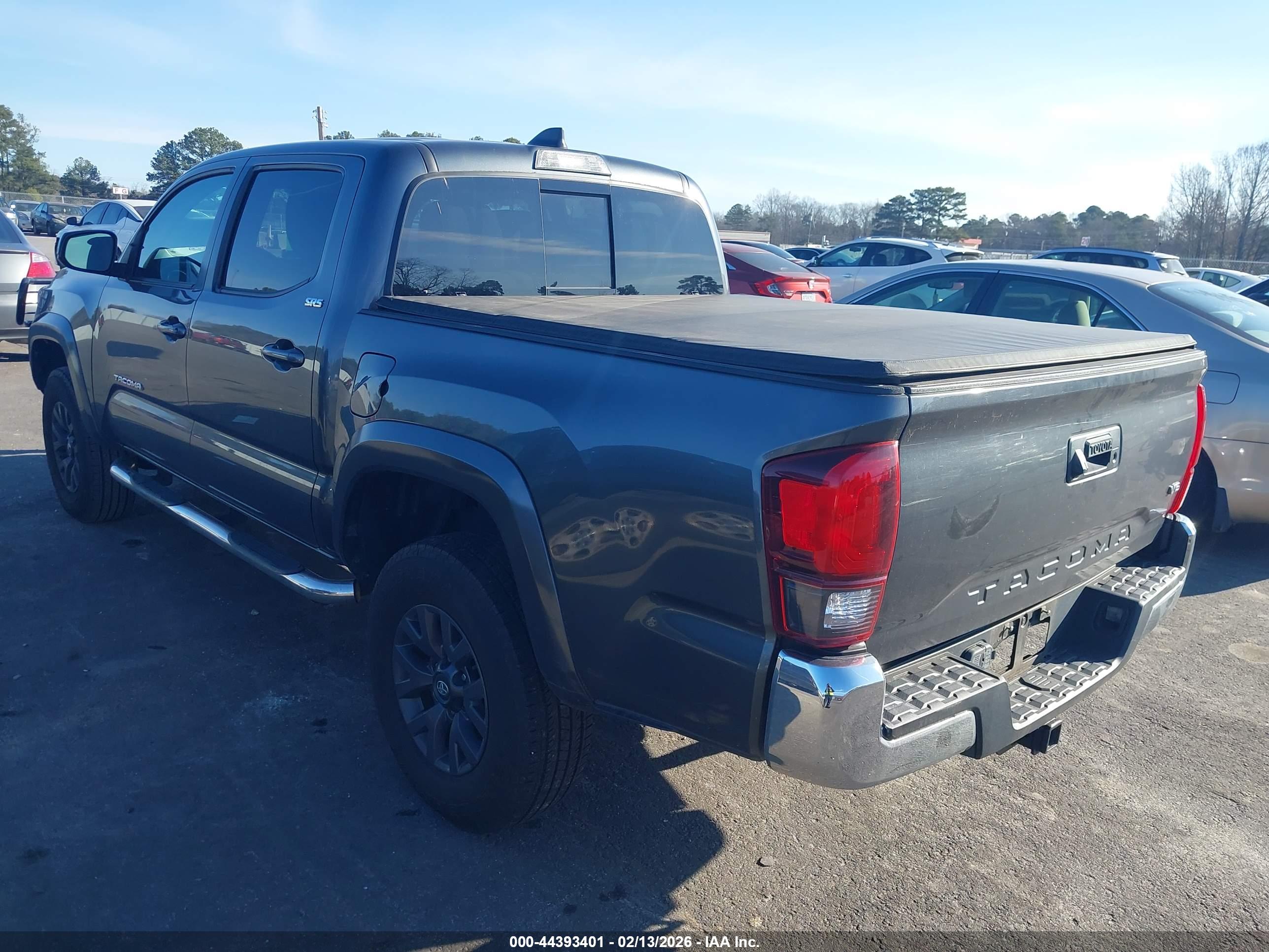 TOYOTA TACOMA image 3