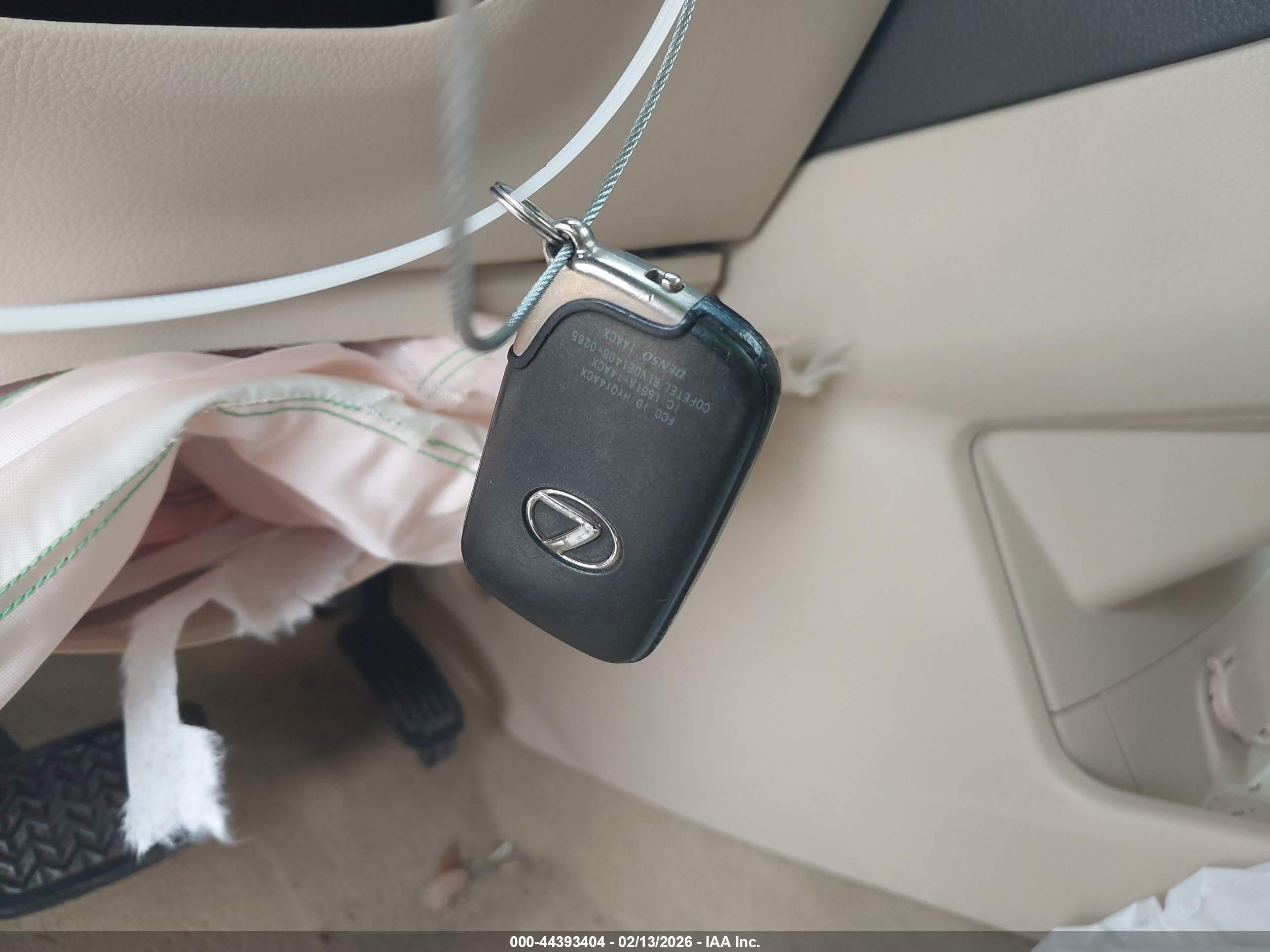 LEXUS RX image 11