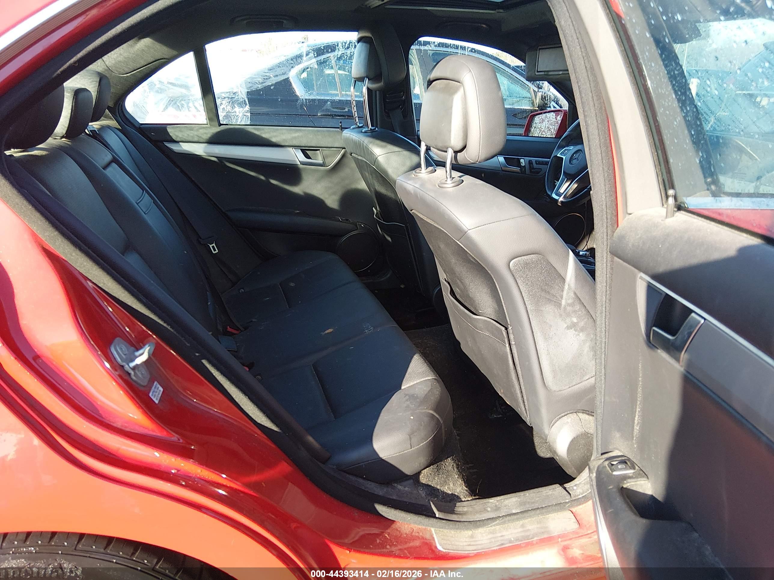 MERCEDES-BENZ C image 8