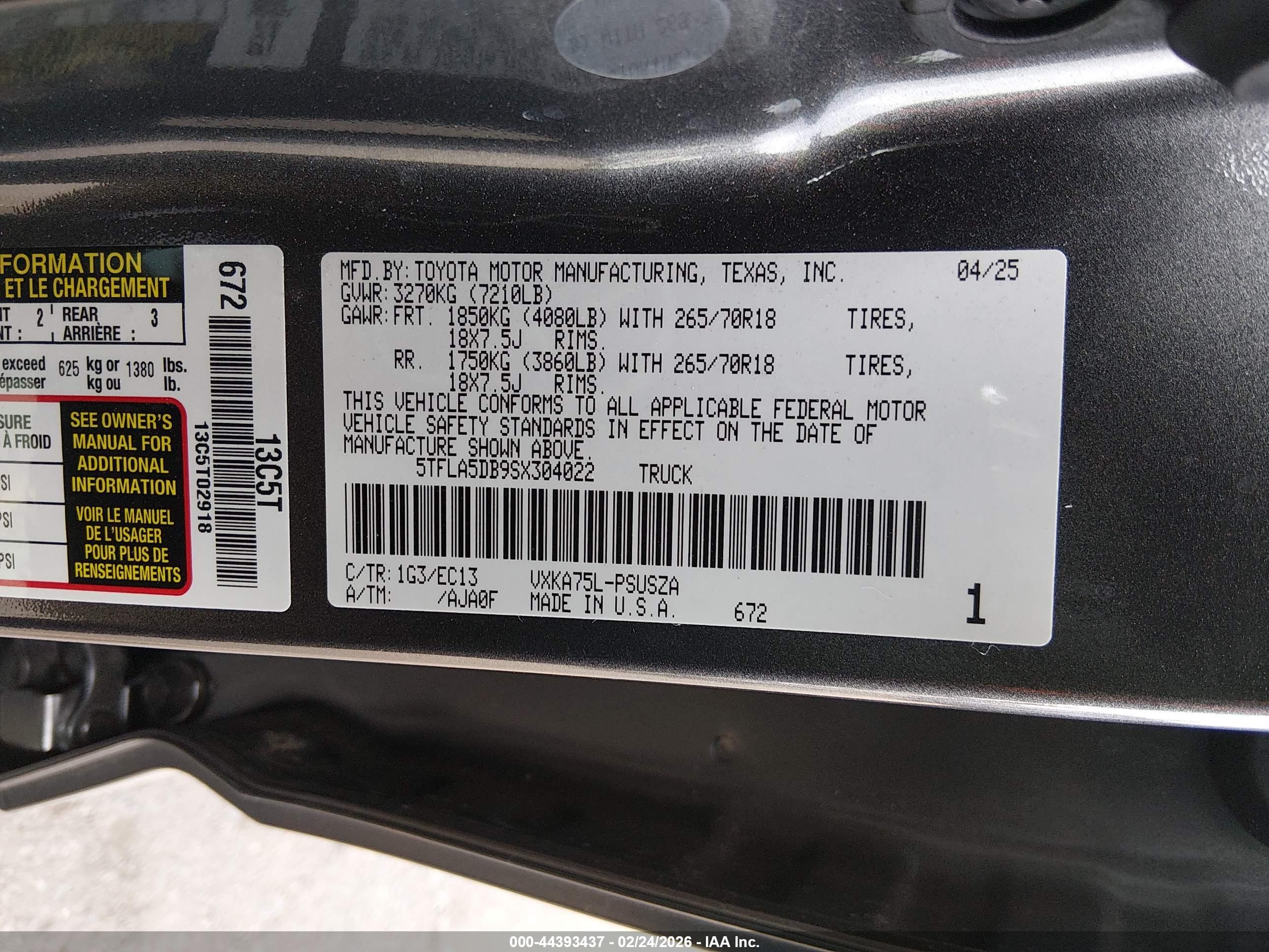 TOYOTA TUNDRA image 9
