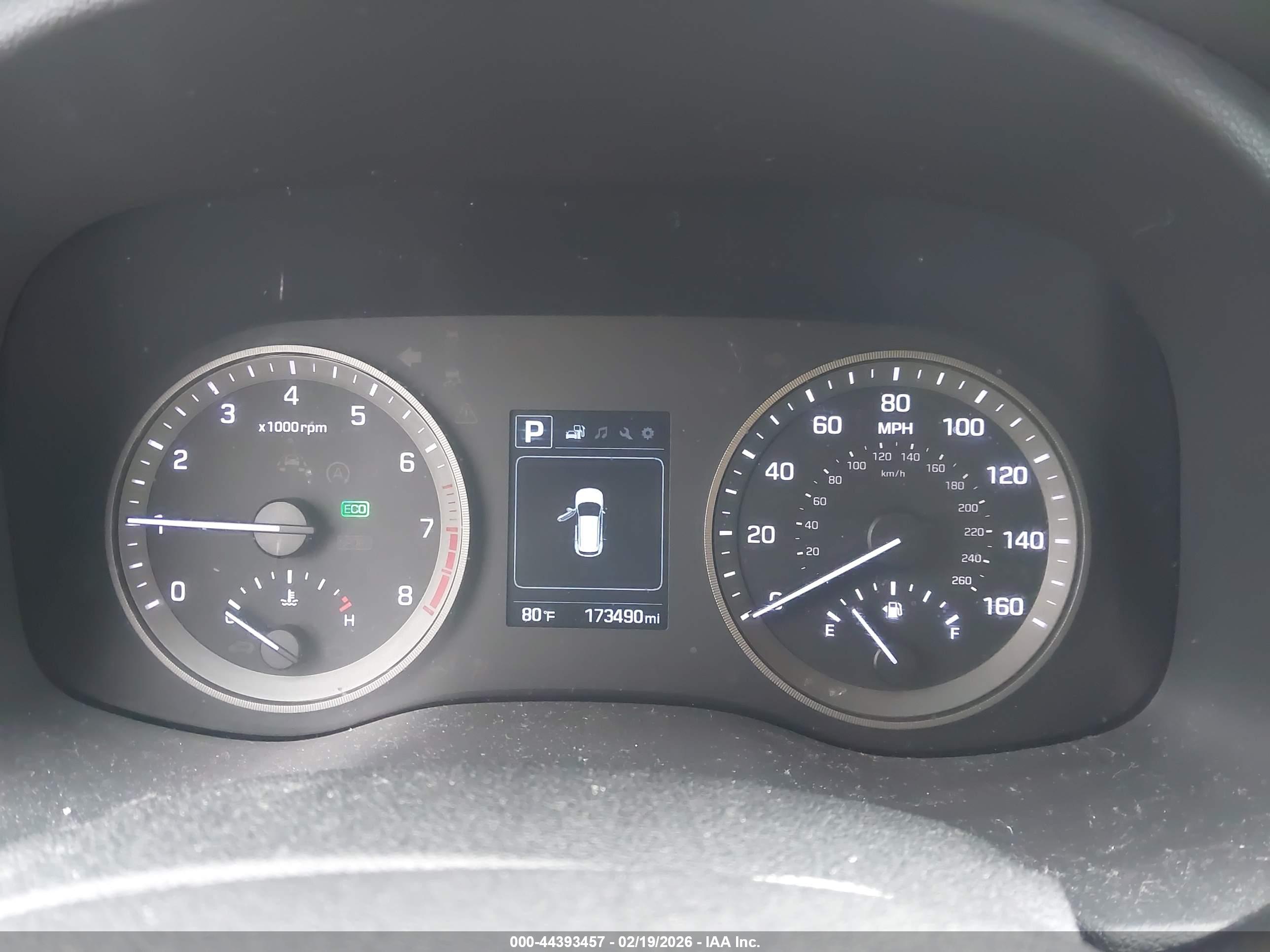 HYUNDAI TUCSON image 7