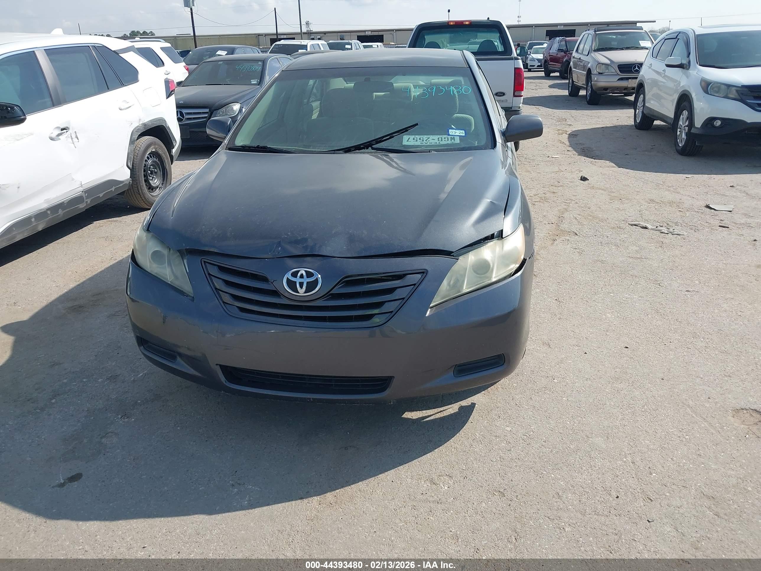 TOYOTA CAMRY image 6