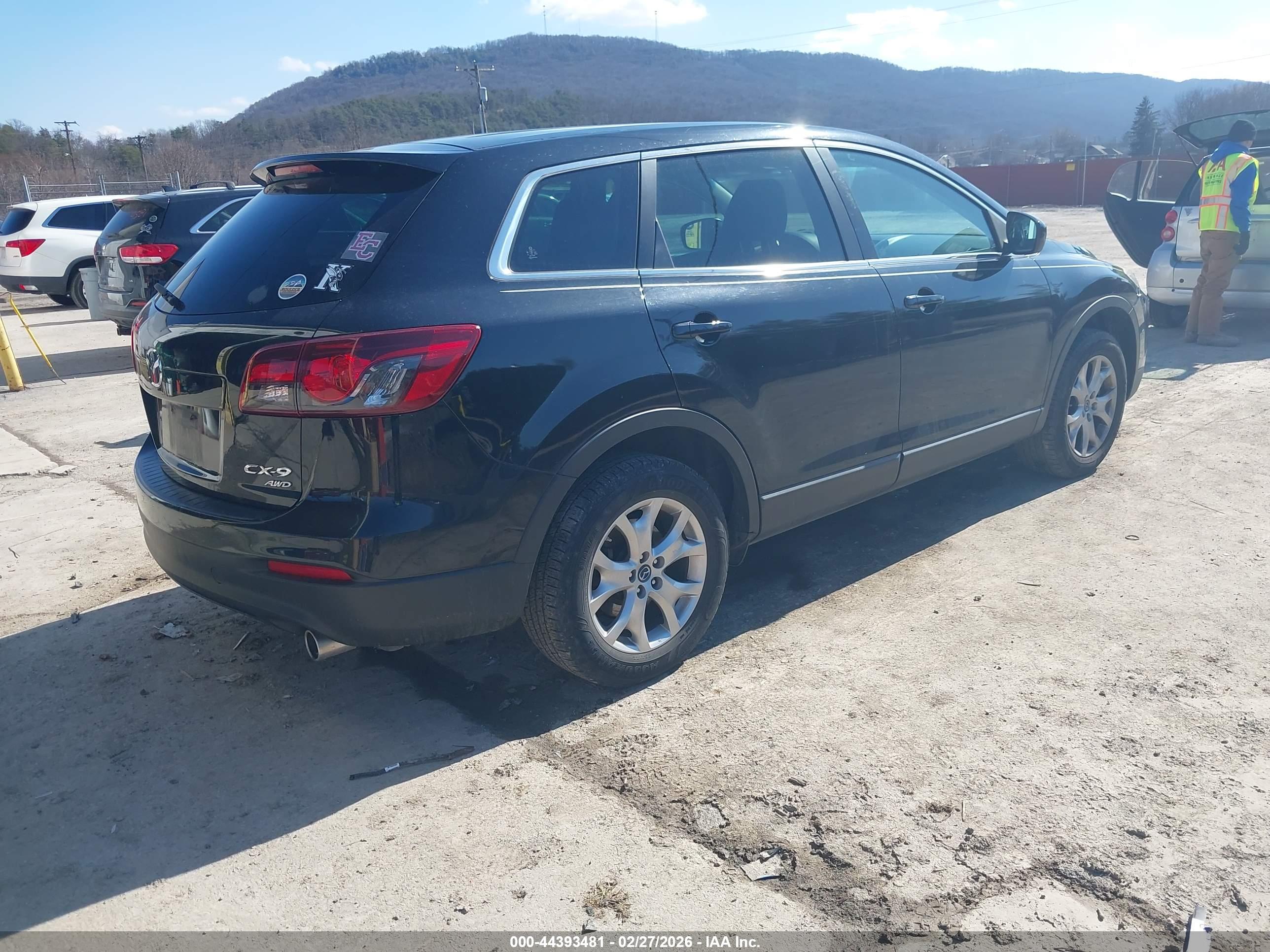 MAZDA CX-9 image 4