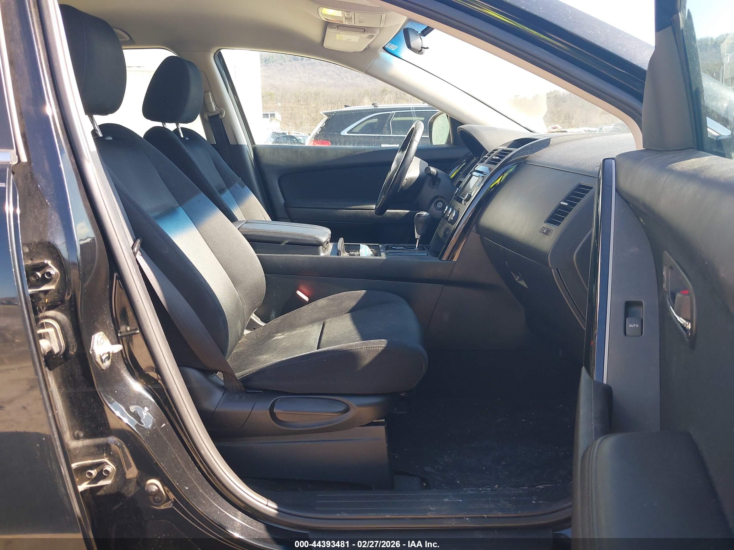 MAZDA CX-9 image 5