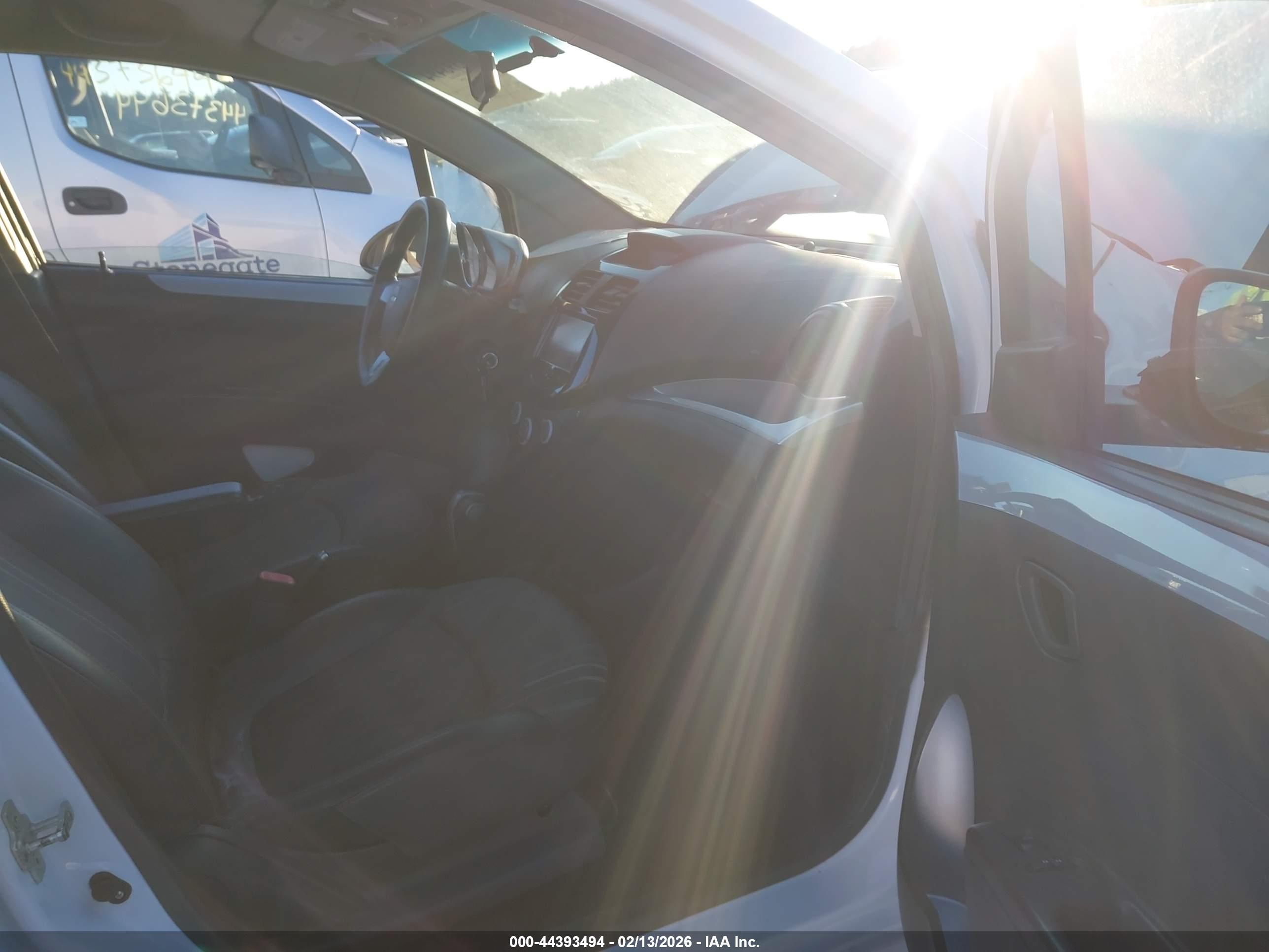 CHEVROLET SPARK image 5