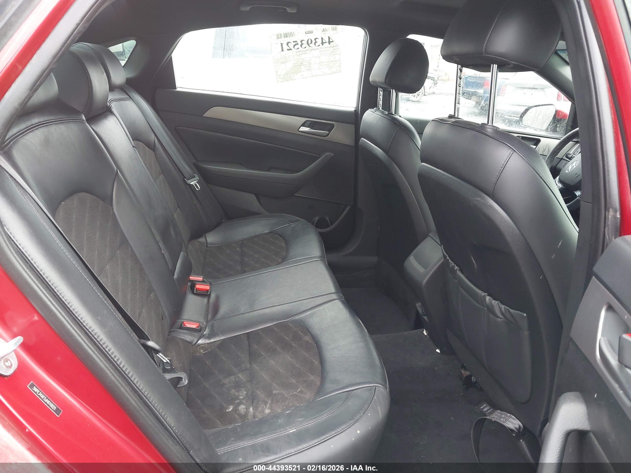 HYUNDAI SONATA image 8