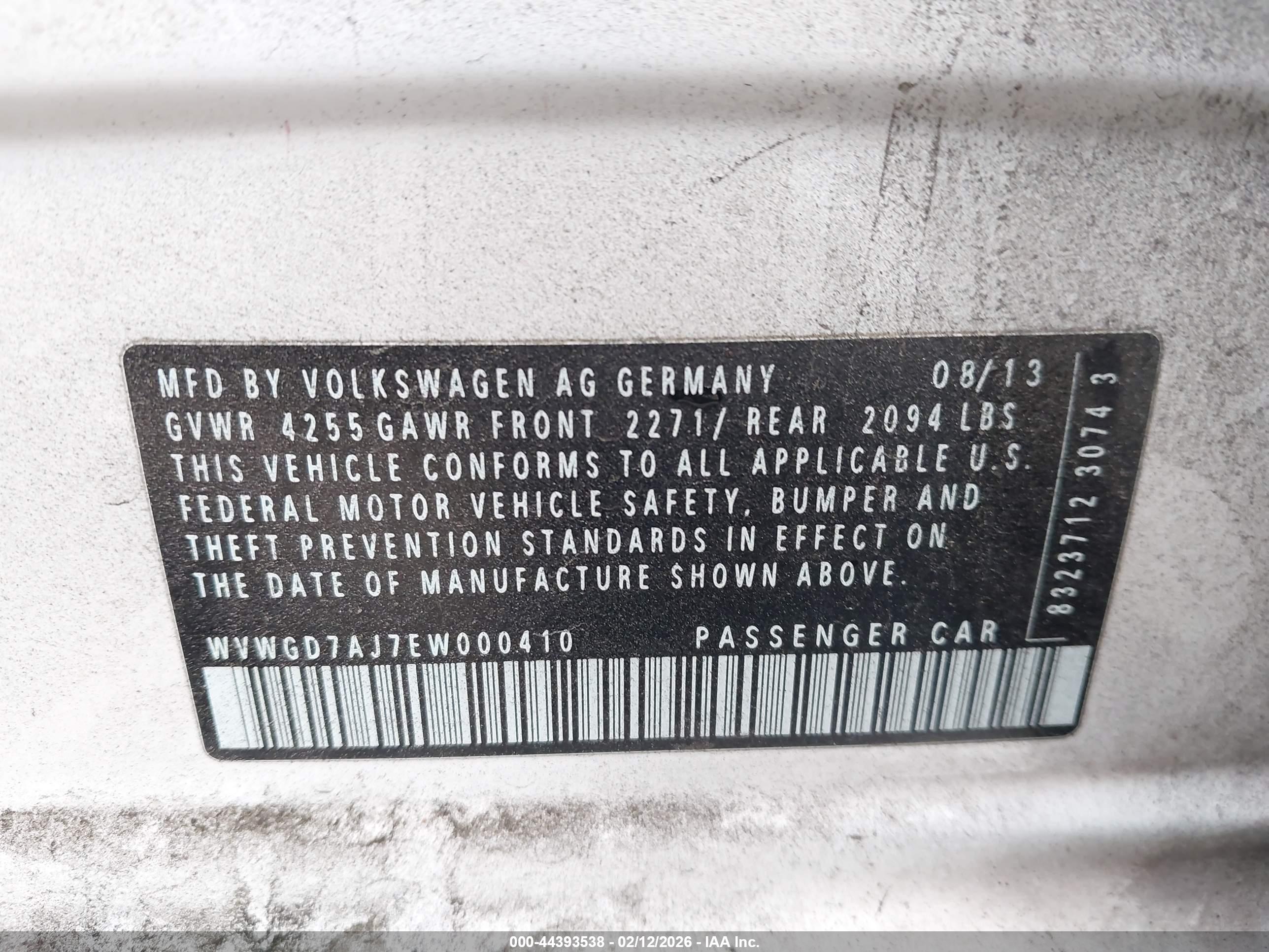 VOLKSWAGEN GTI image 9