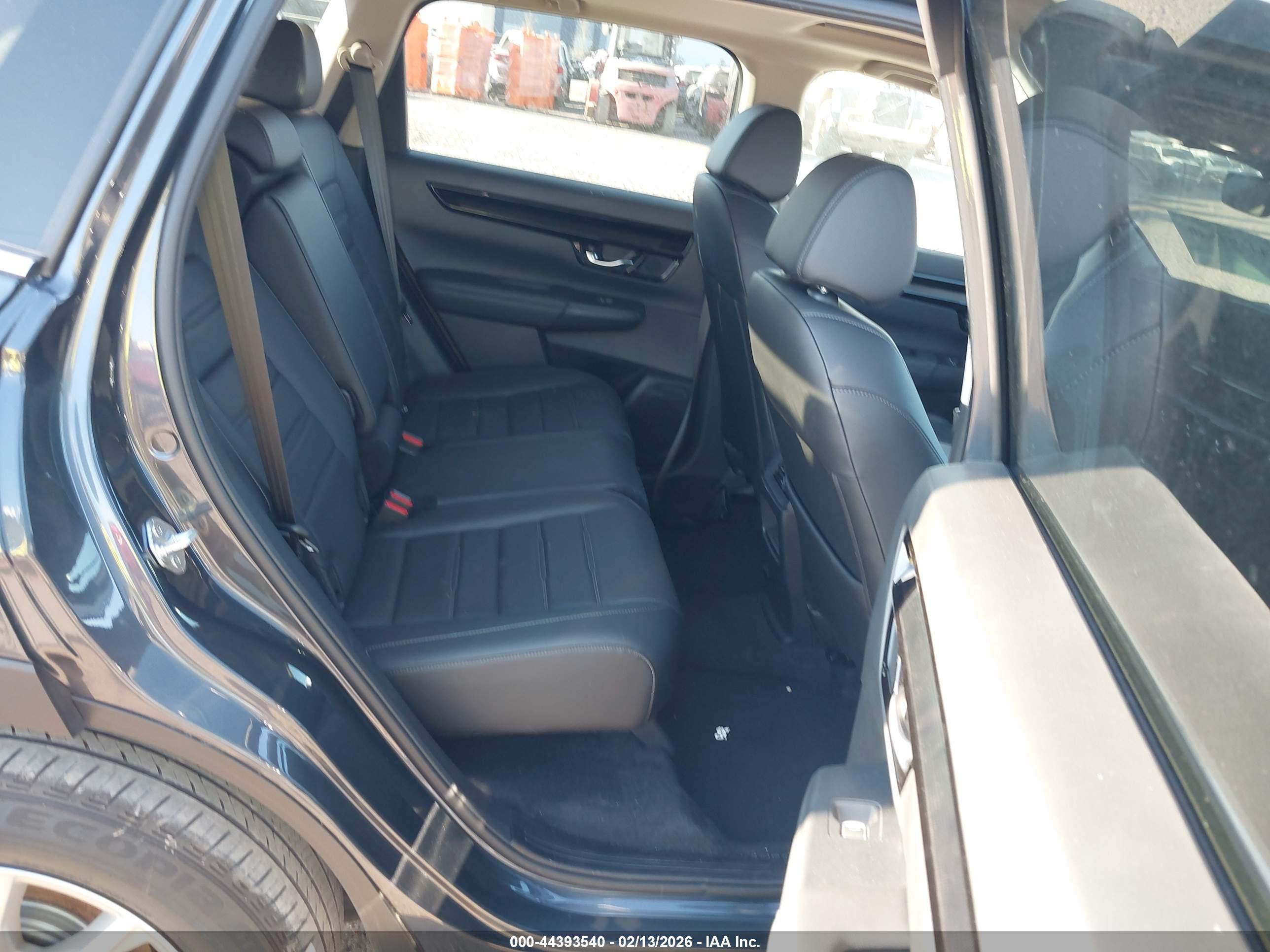 HONDA CR-V image 8