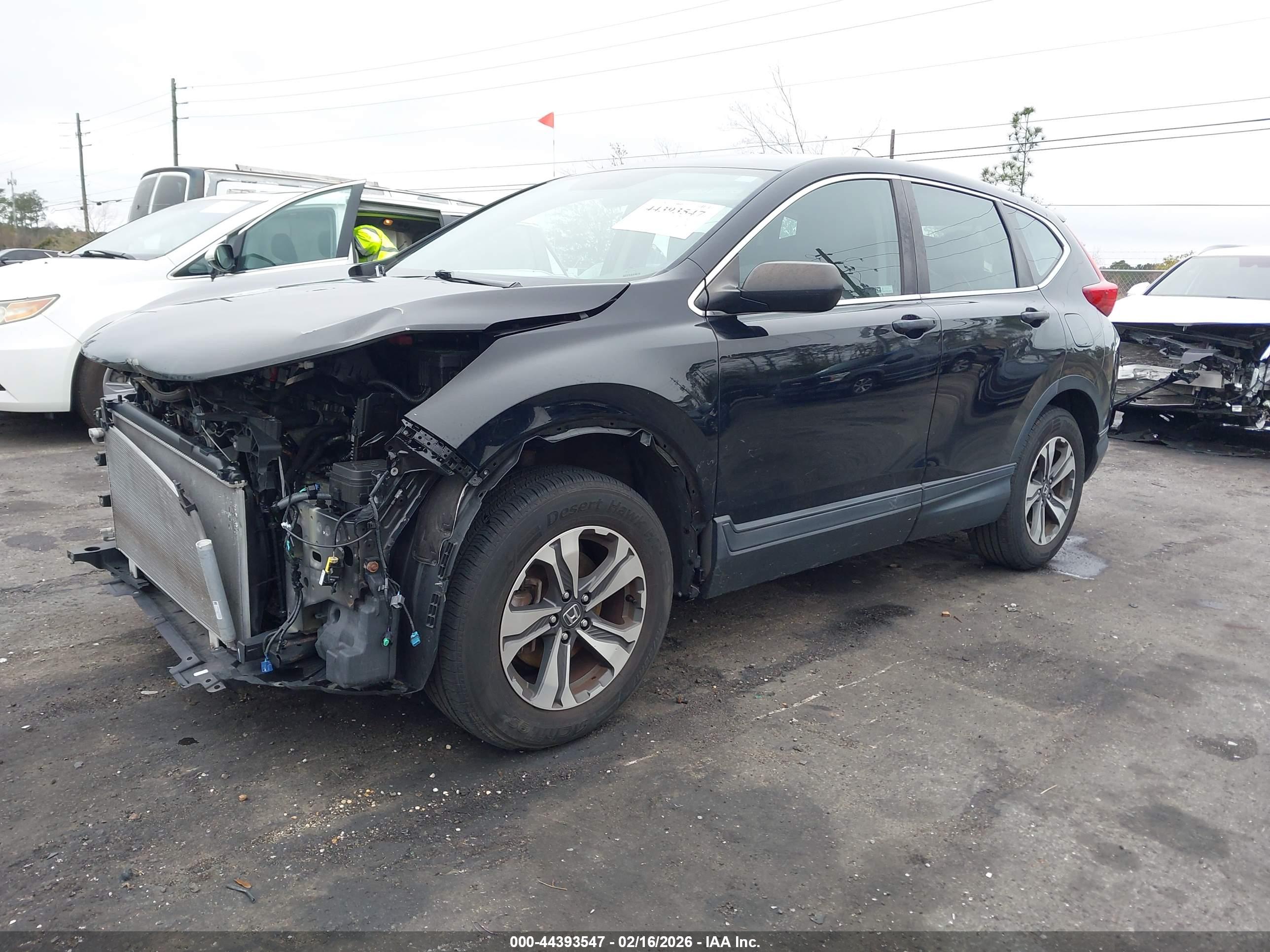 HONDA CR-V image 2