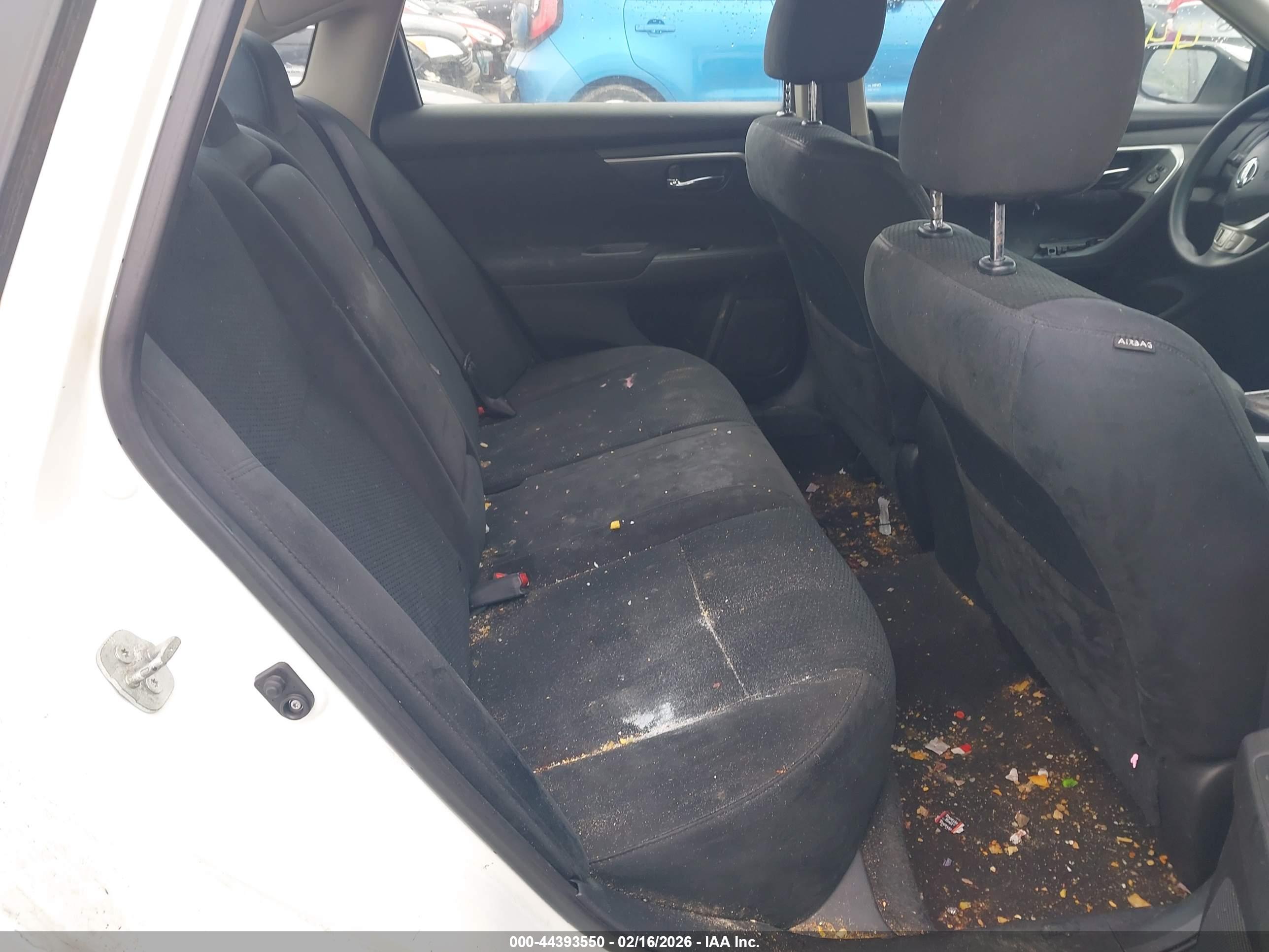 NISSAN ALTIMA image 8
