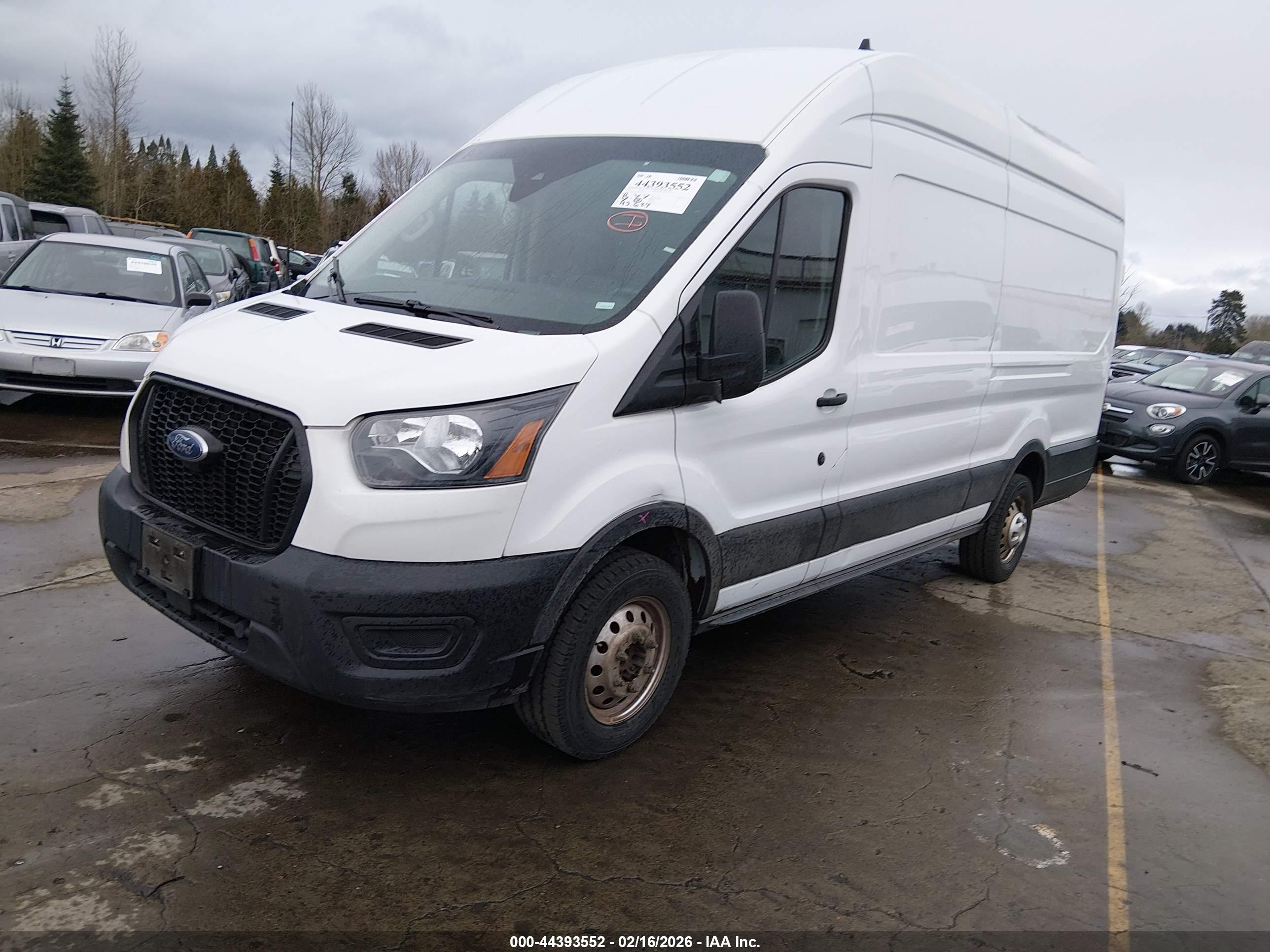 FORD TRANSIT-250 image 2