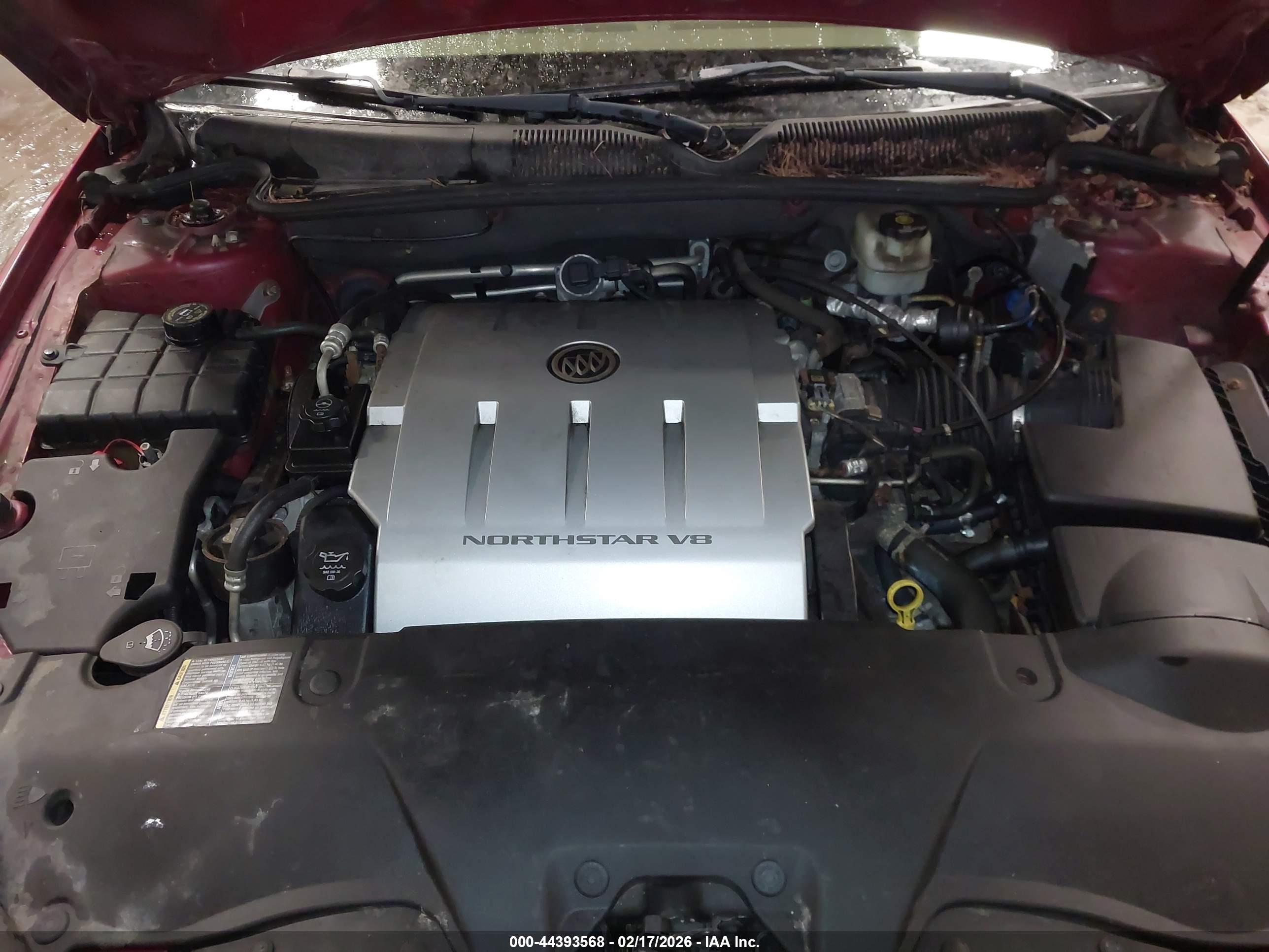 BUICK LUCERNE image 10