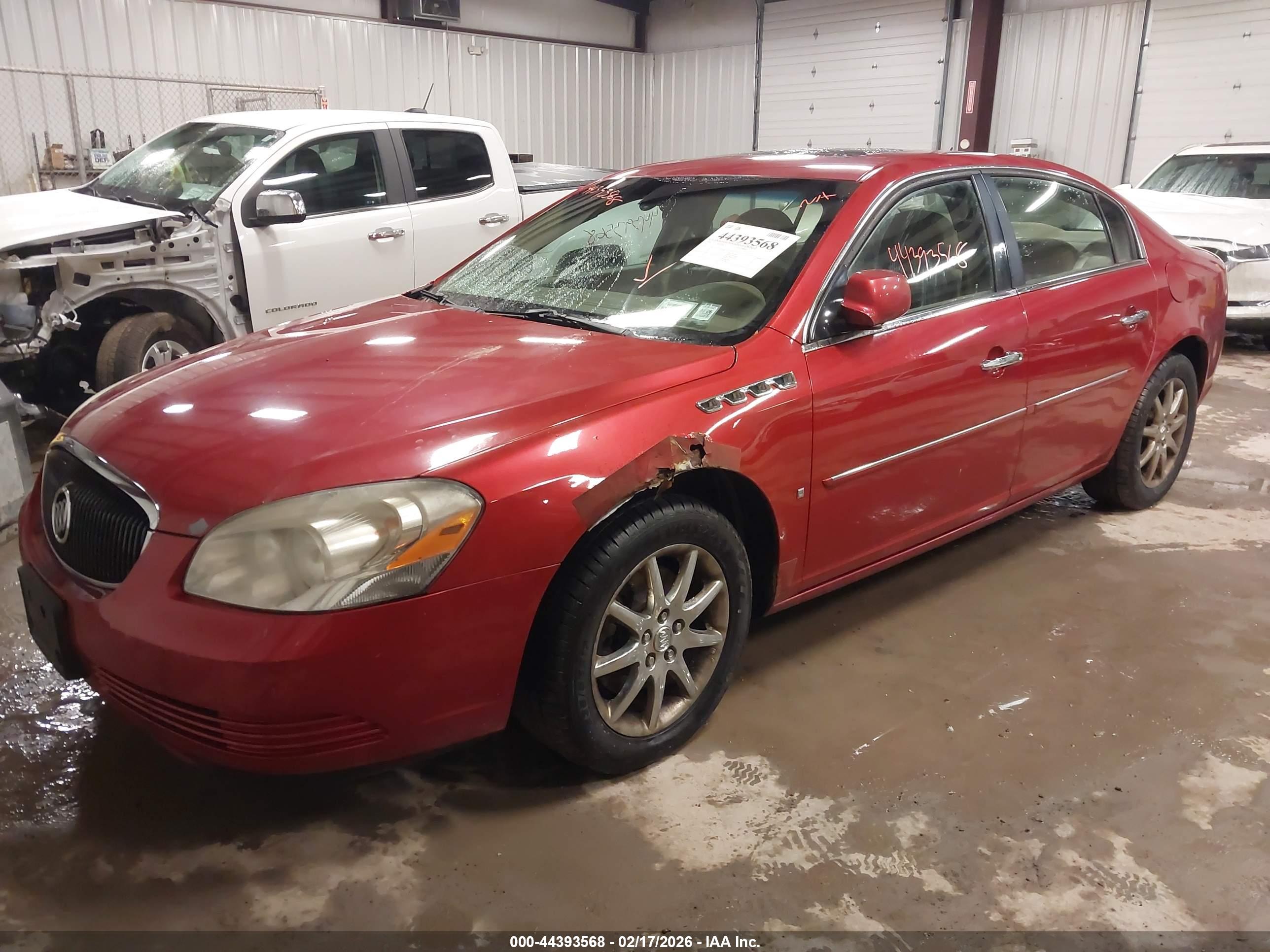 BUICK LUCERNE image 2