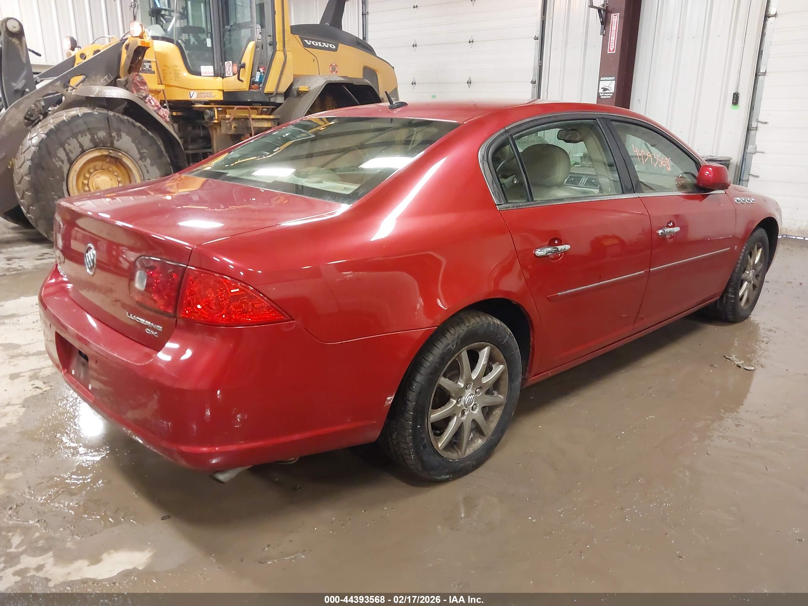 BUICK LUCERNE image 4