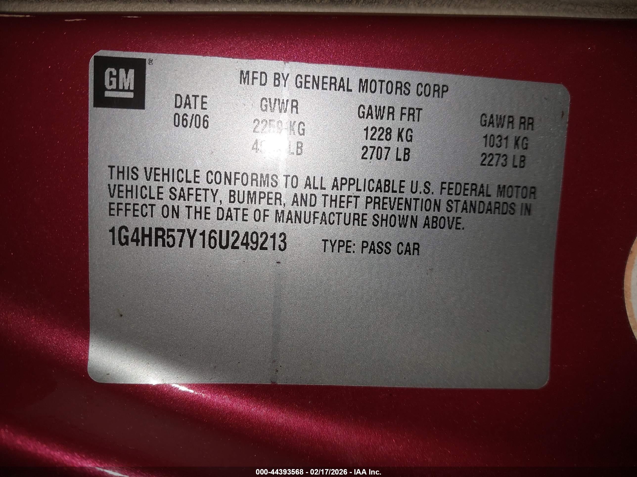 BUICK LUCERNE image 9