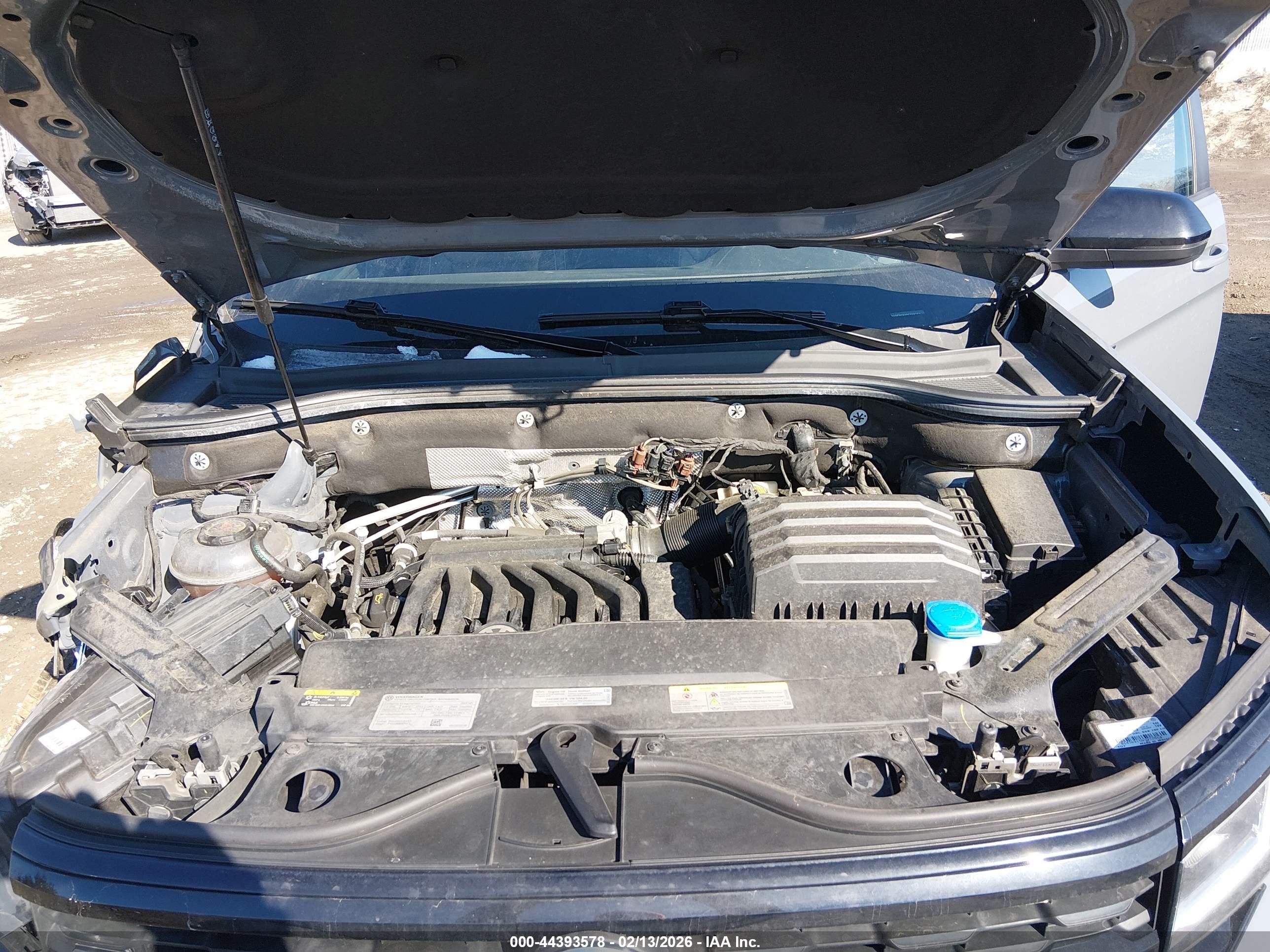 VOLKSWAGEN ATLAS image 10