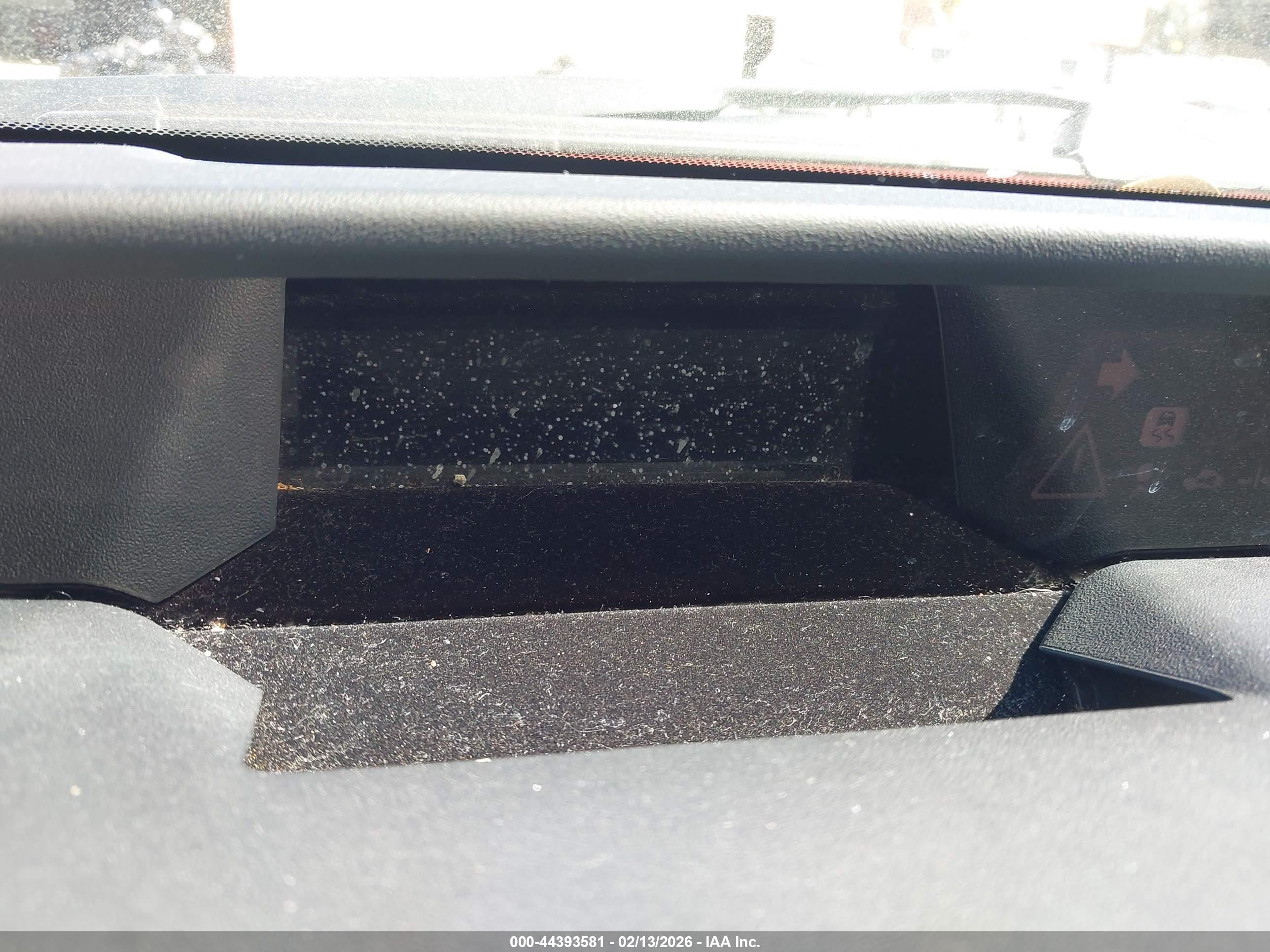 TOYOTA PRIUS image 7