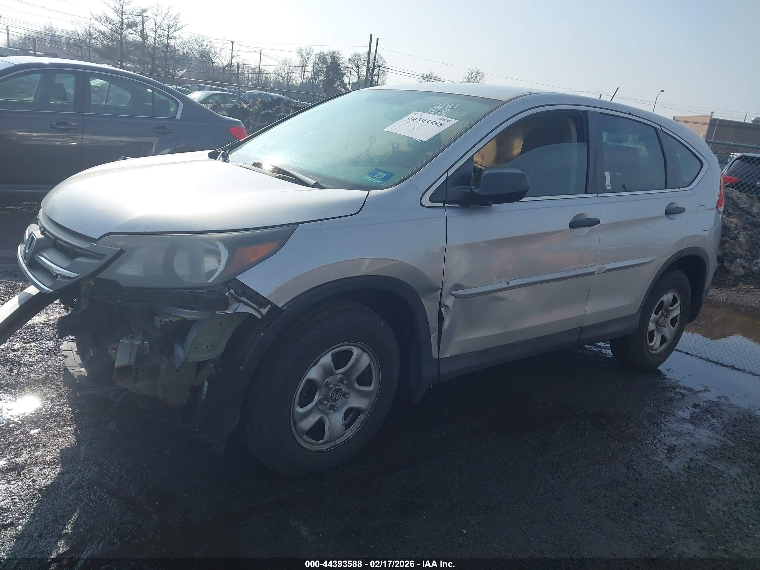 HONDA CR-V image 2