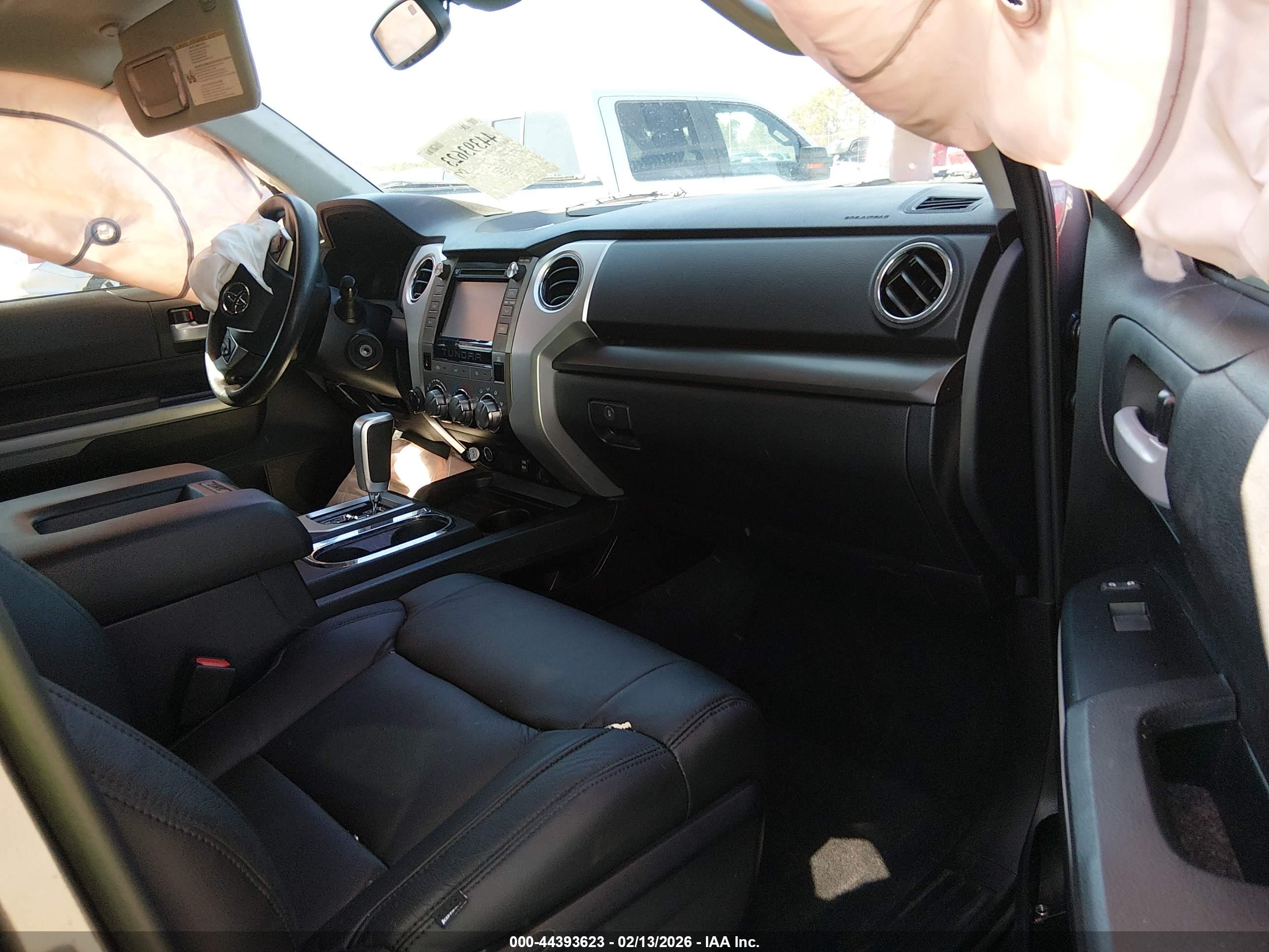 TOYOTA TUNDRA image 5