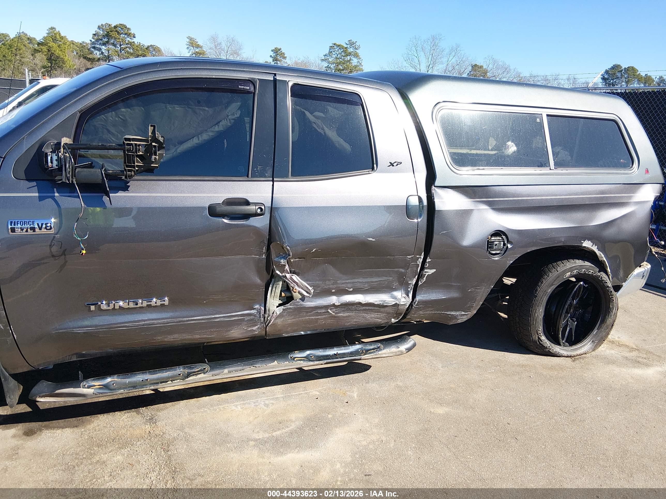TOYOTA TUNDRA image 6