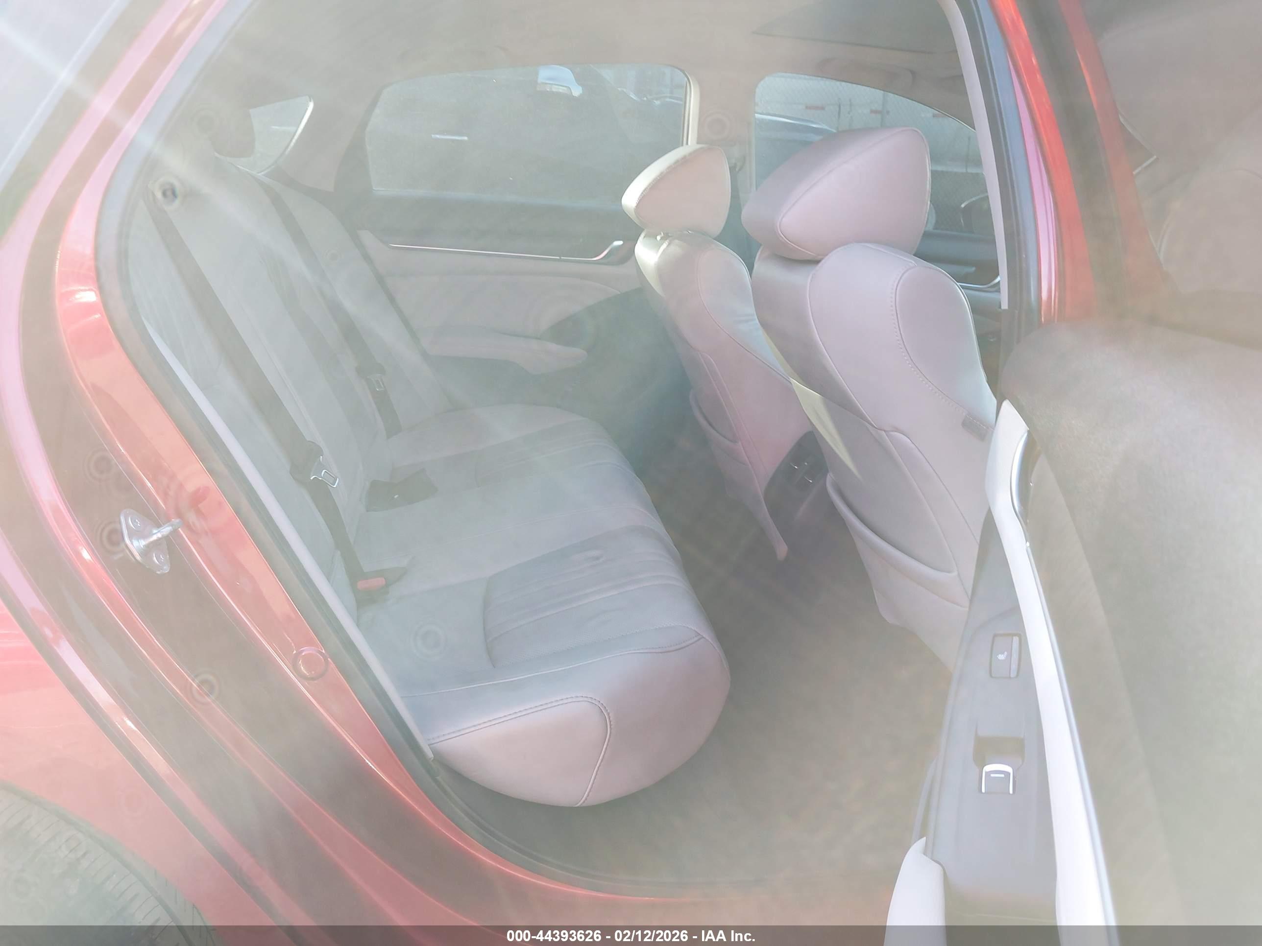 HONDA ACCORD image 8