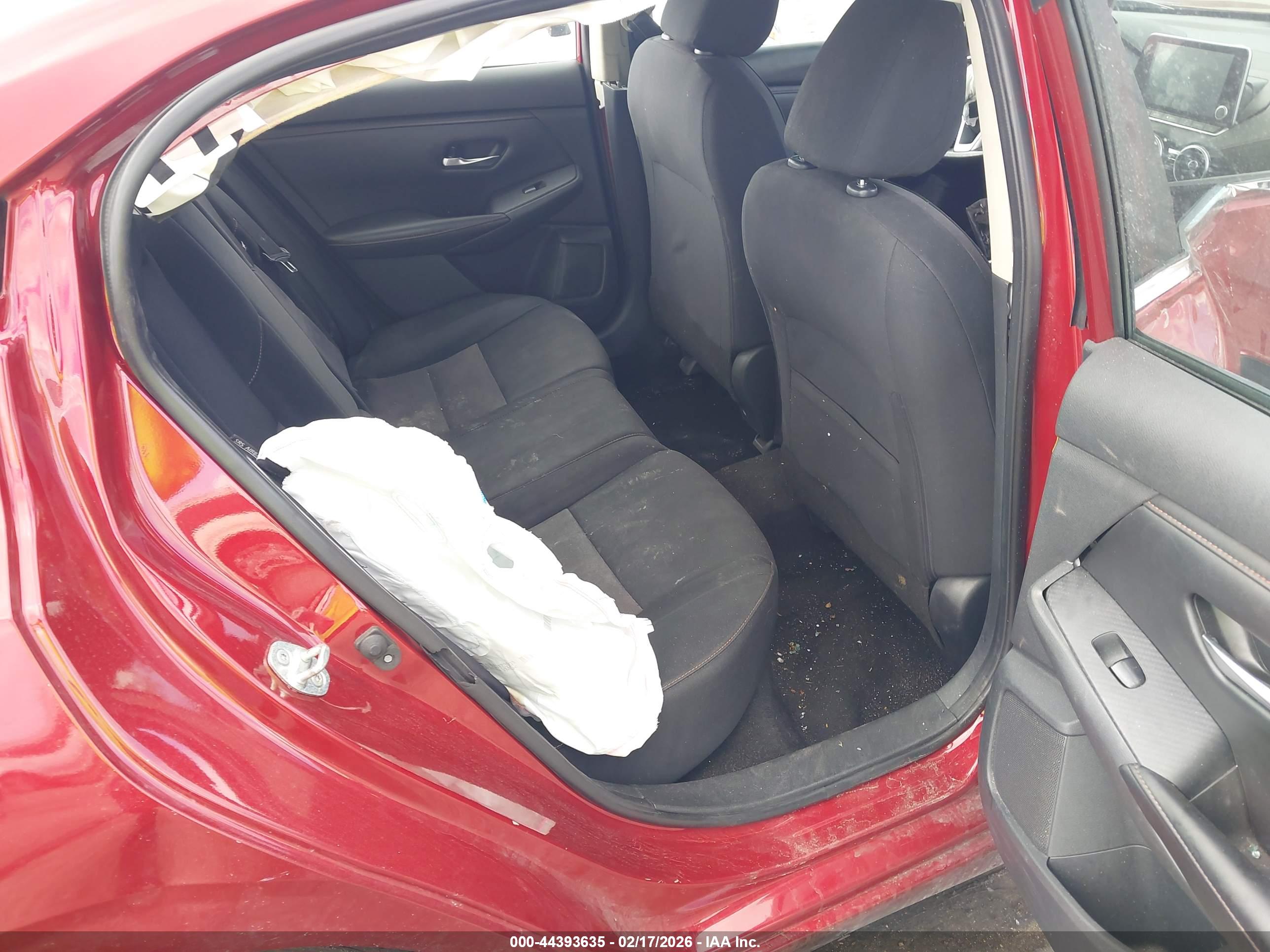 NISSAN SENTRA image 8