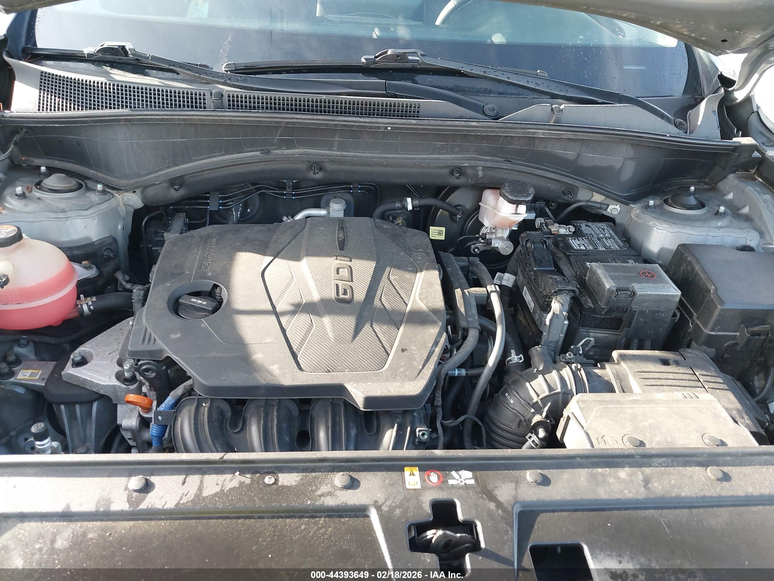 HYUNDAI SANTA image 10