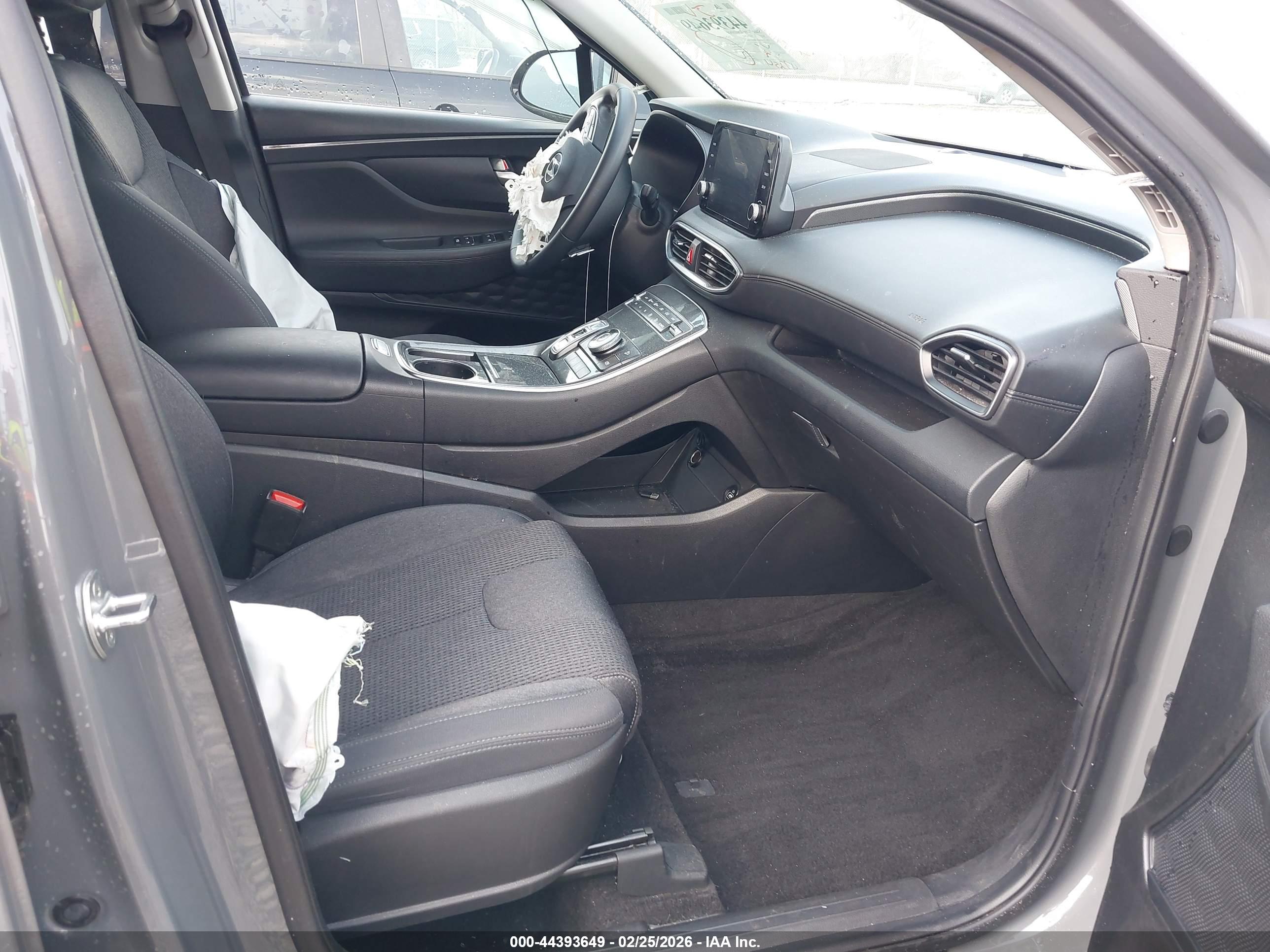 HYUNDAI SANTA image 5