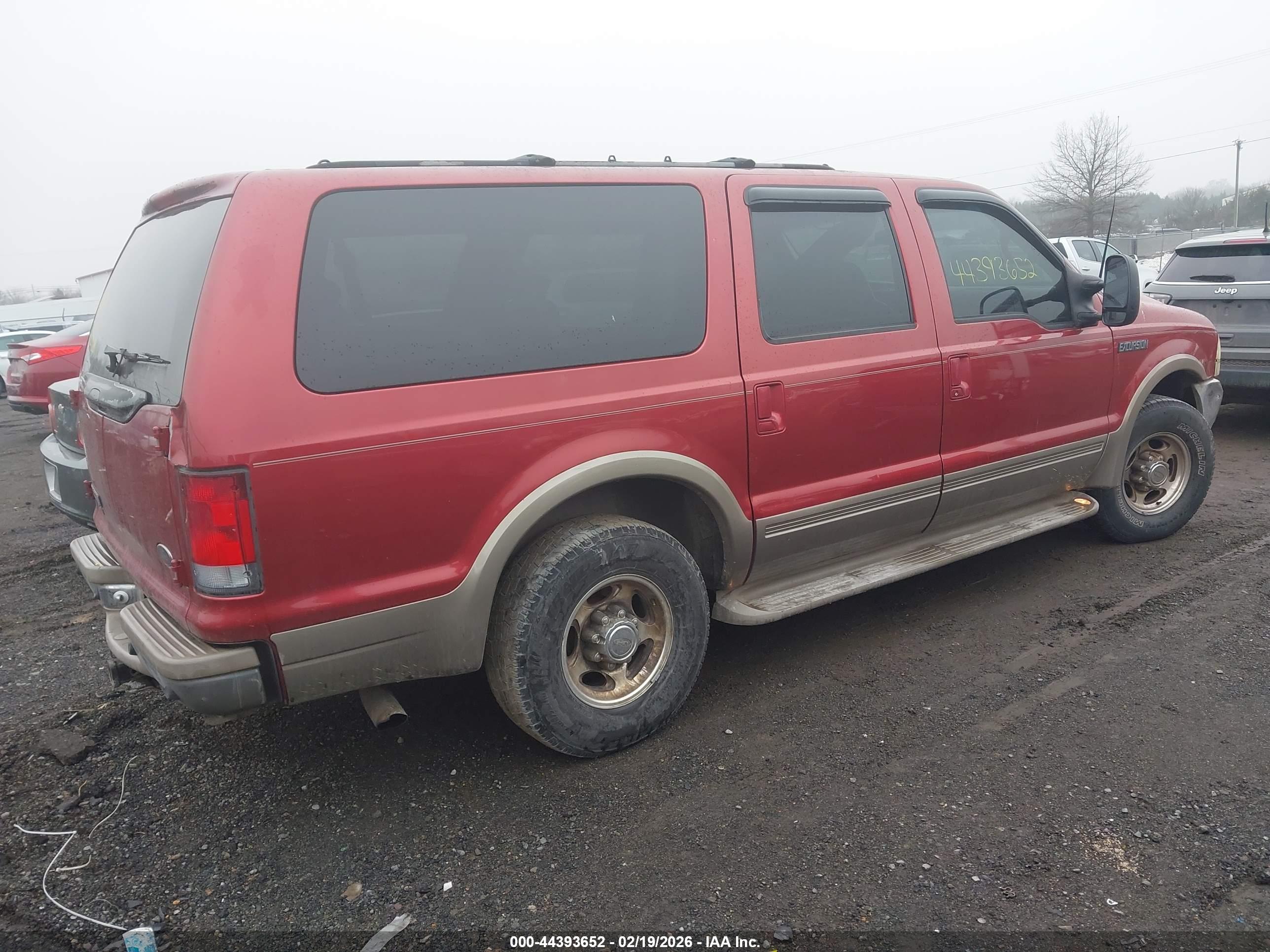 FORD EXCURSION image 4