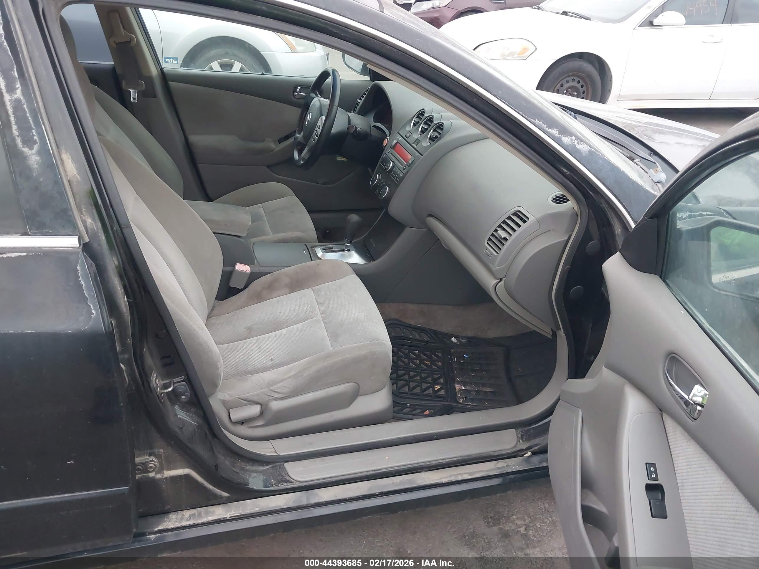 NISSAN ALTIMA image 5