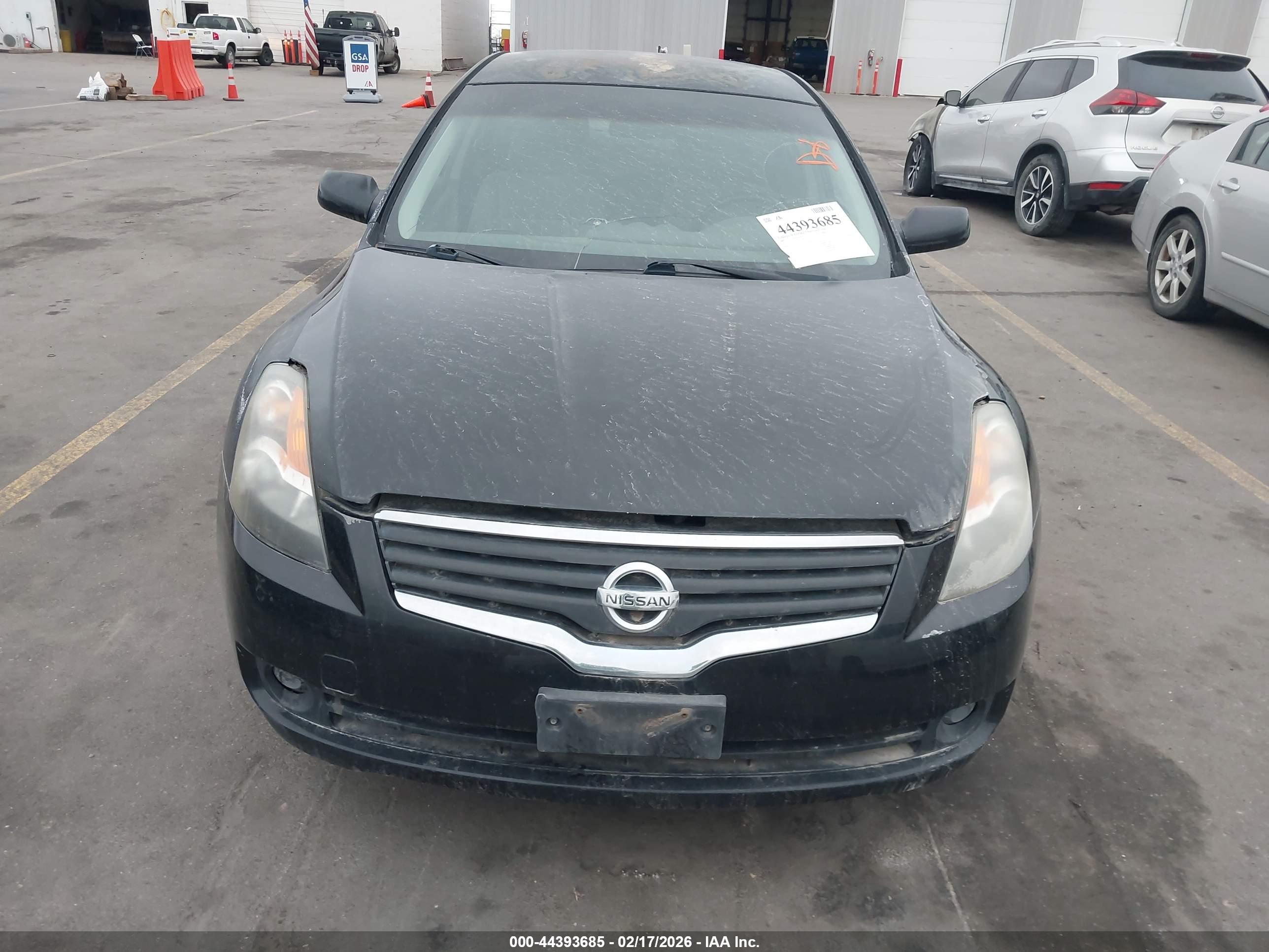 NISSAN ALTIMA image 6
