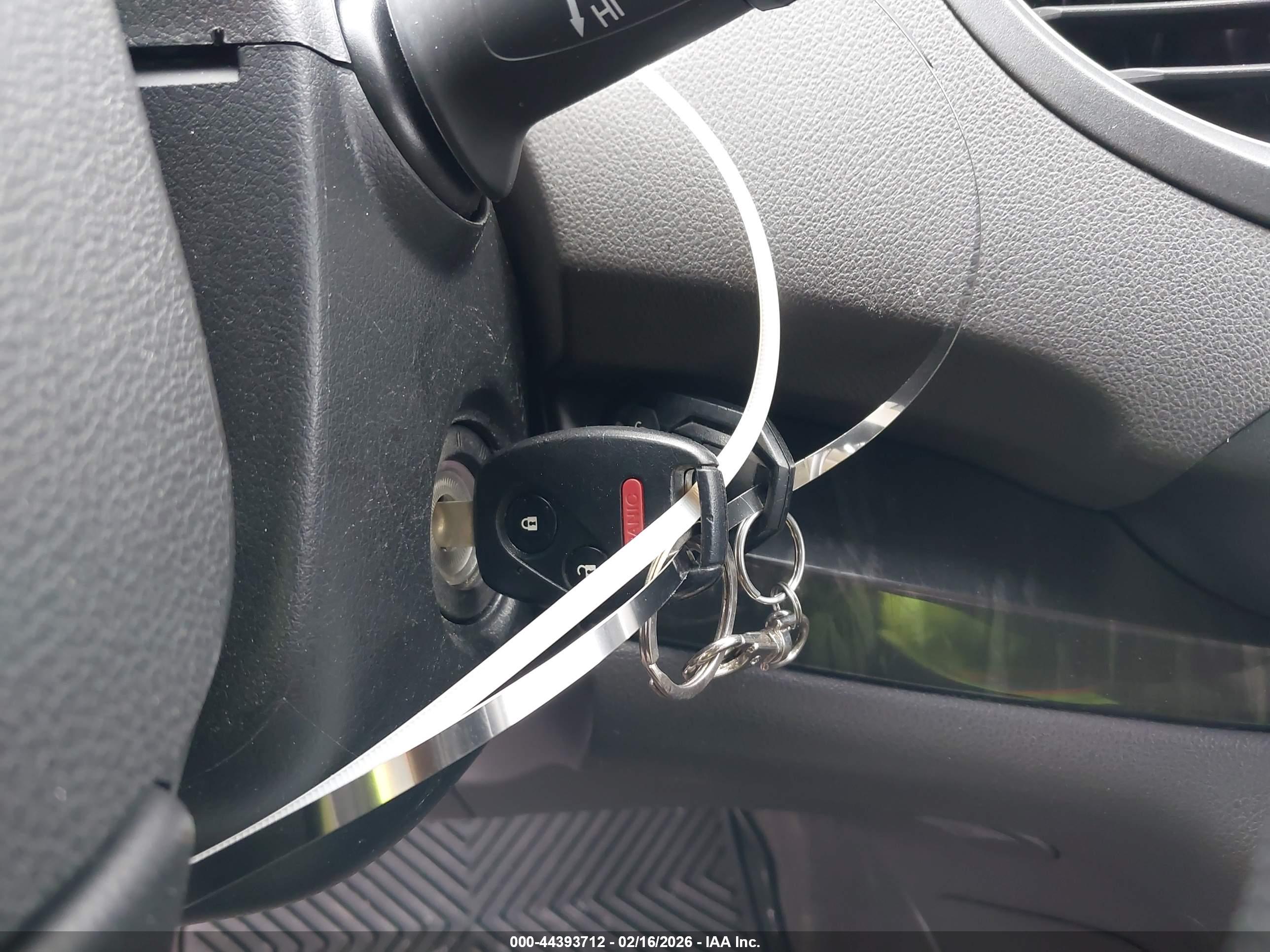 HONDA CR-V image 11