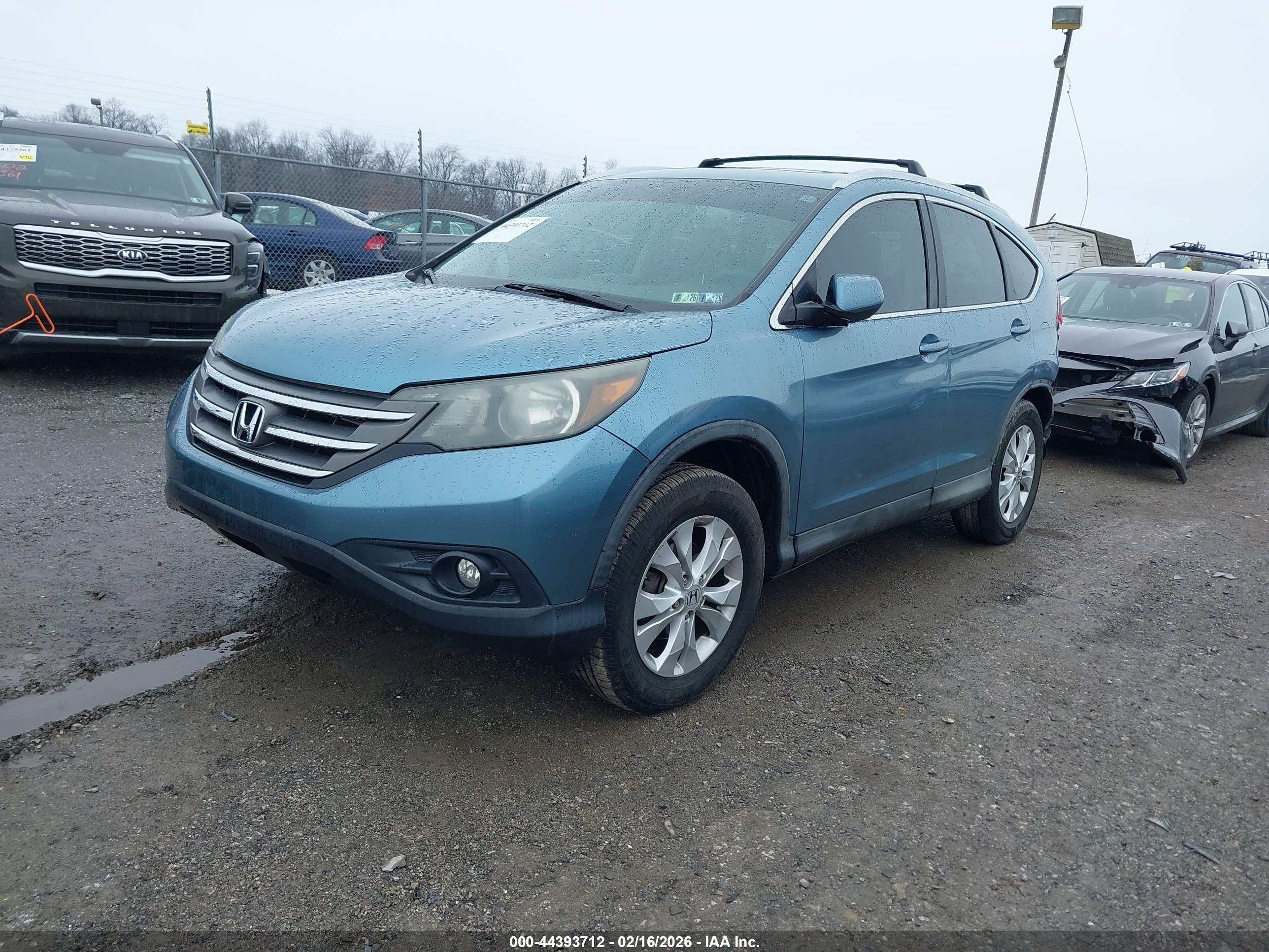 HONDA CR-V image 2
