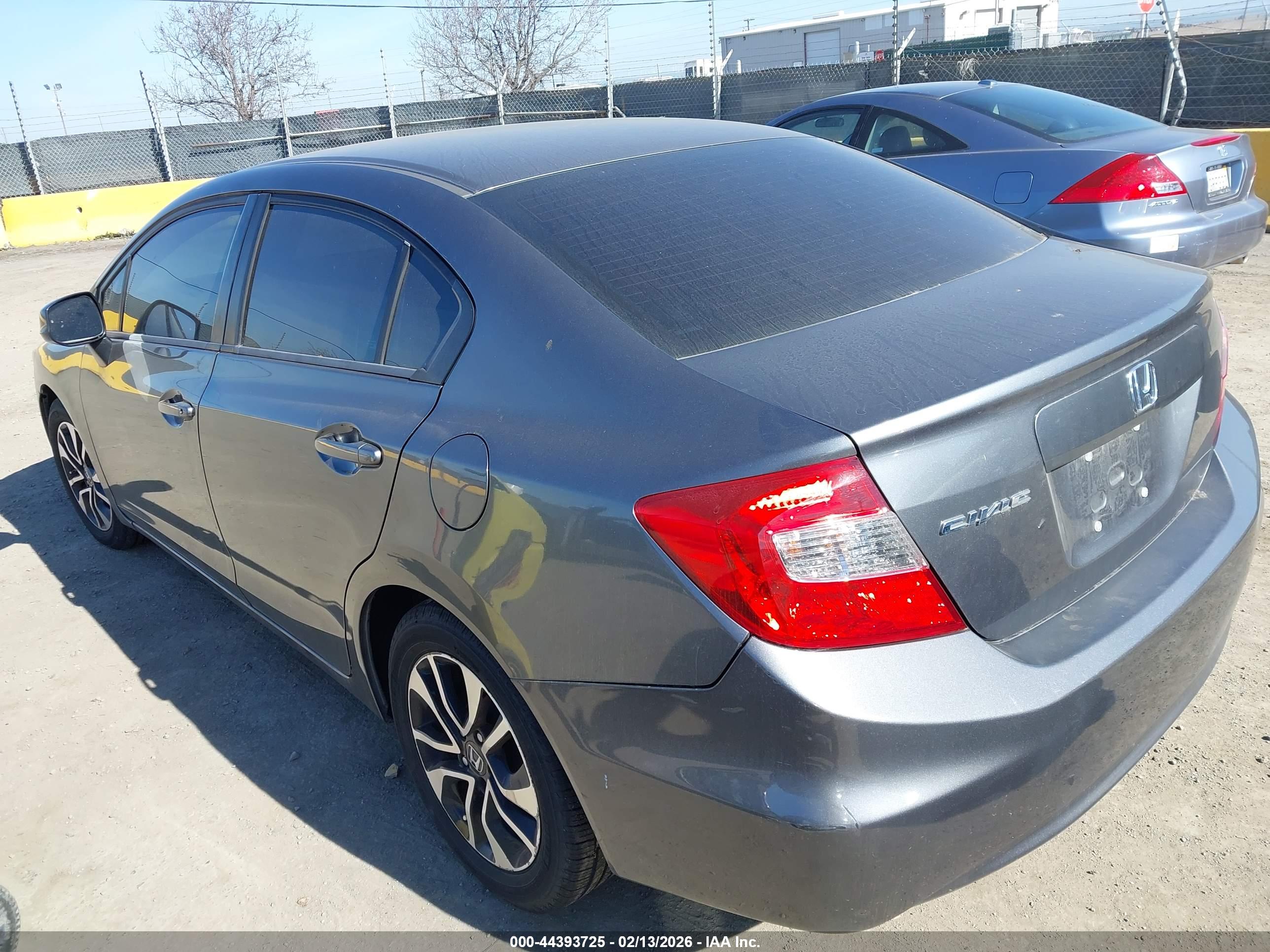 HONDA CIVIC image 3